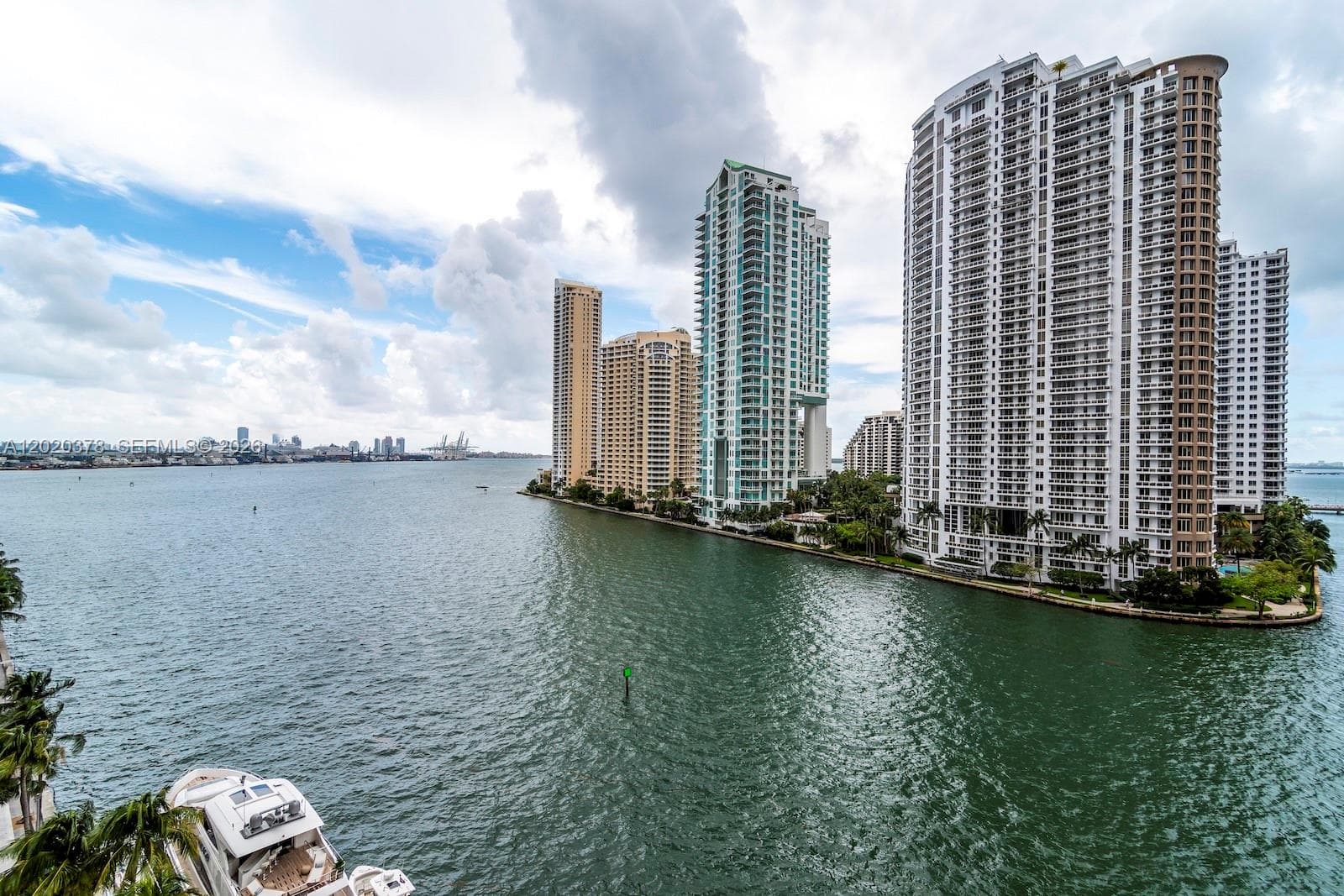 300 Biscayne Boulevard Way 802E photo 4