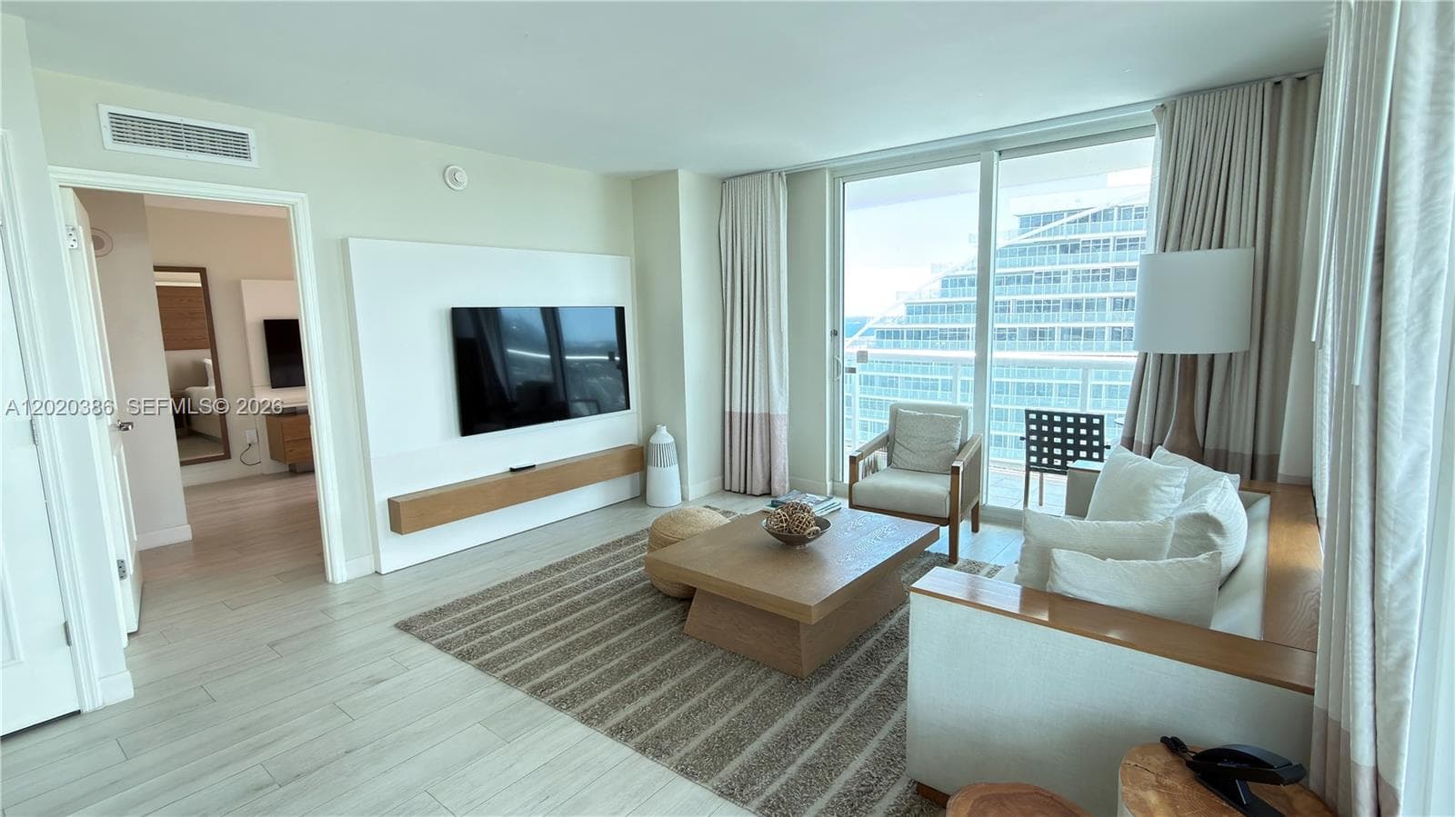 505 Fort Lauderdale Beach Blvd 2201 photo 2