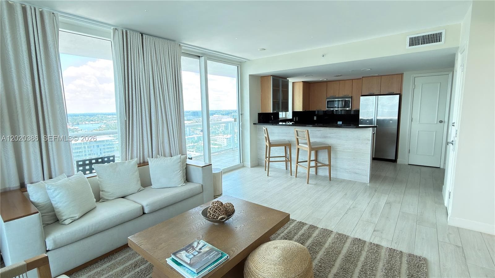 505 Fort Lauderdale Beach Blvd 2201 photo 1
