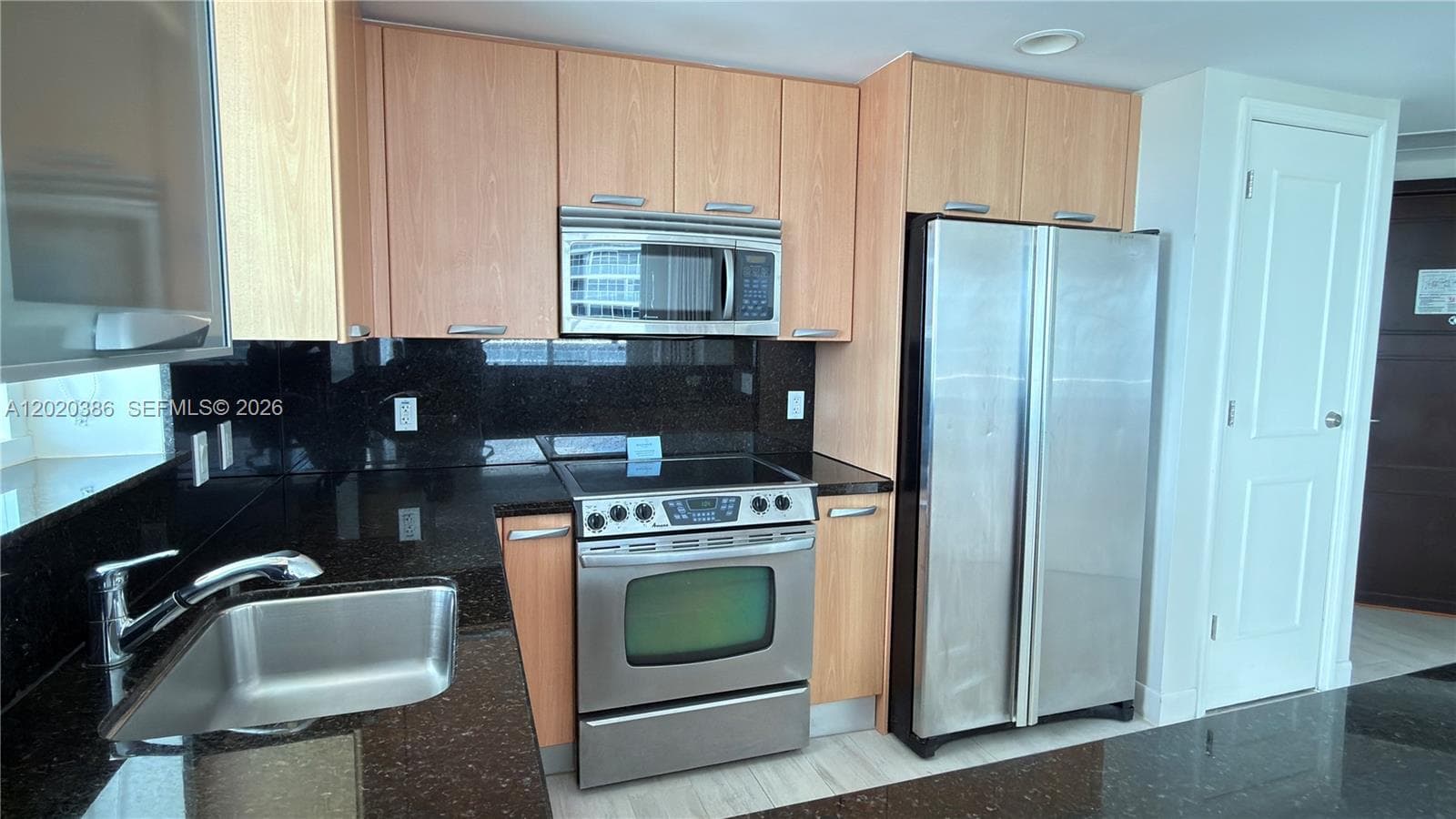 505 Fort Lauderdale Beach Blvd 2201 photo 9