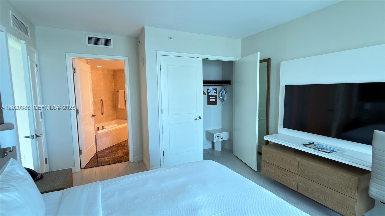 505 Fort Lauderdale Beach Blvd 2201 photo 21