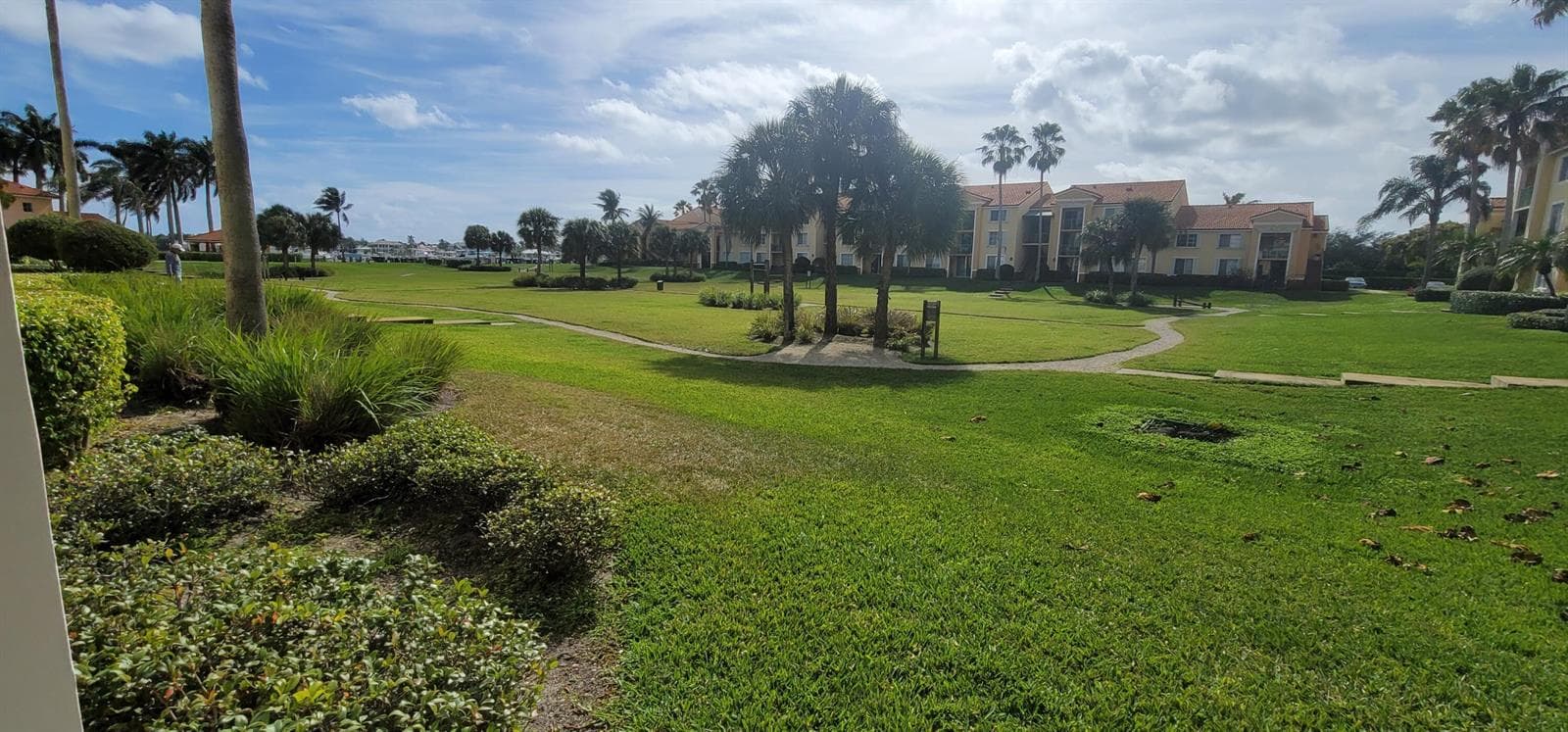 145 Yacht Club Way 112 photo 4