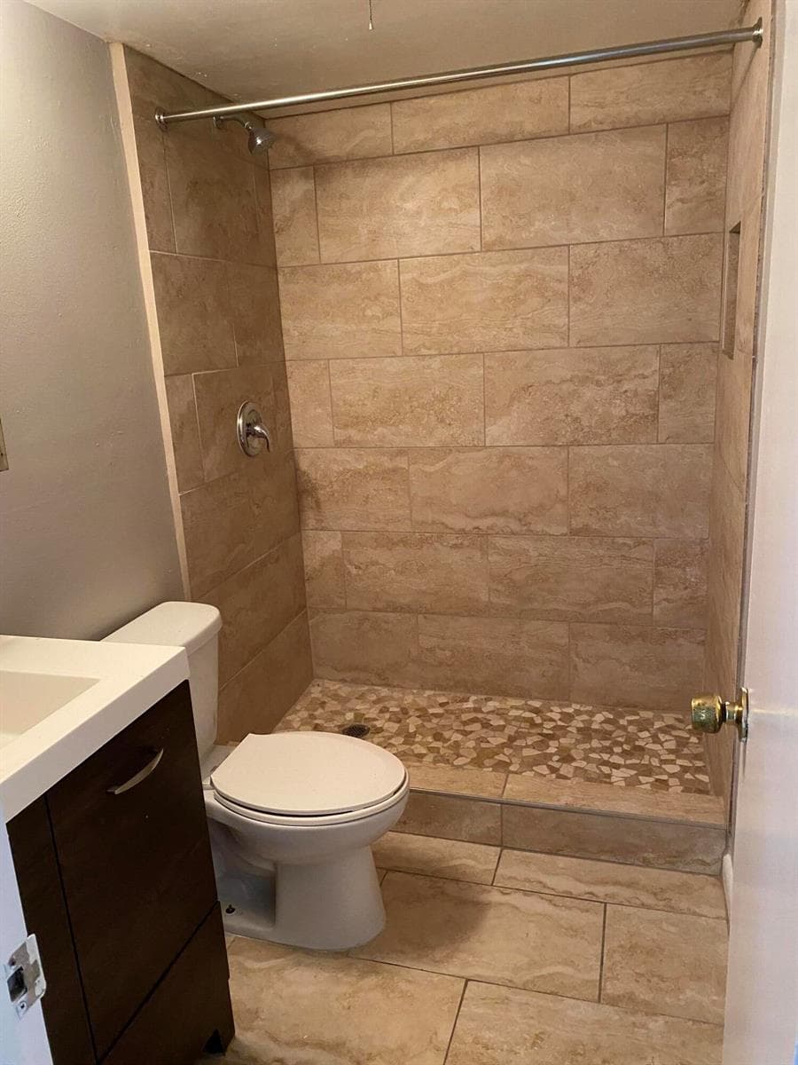 410 Wilma Circle photo 3