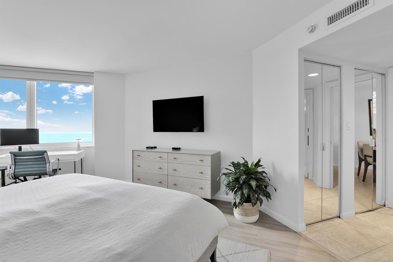 500 S Ocean Boulevard 2203 photo 20