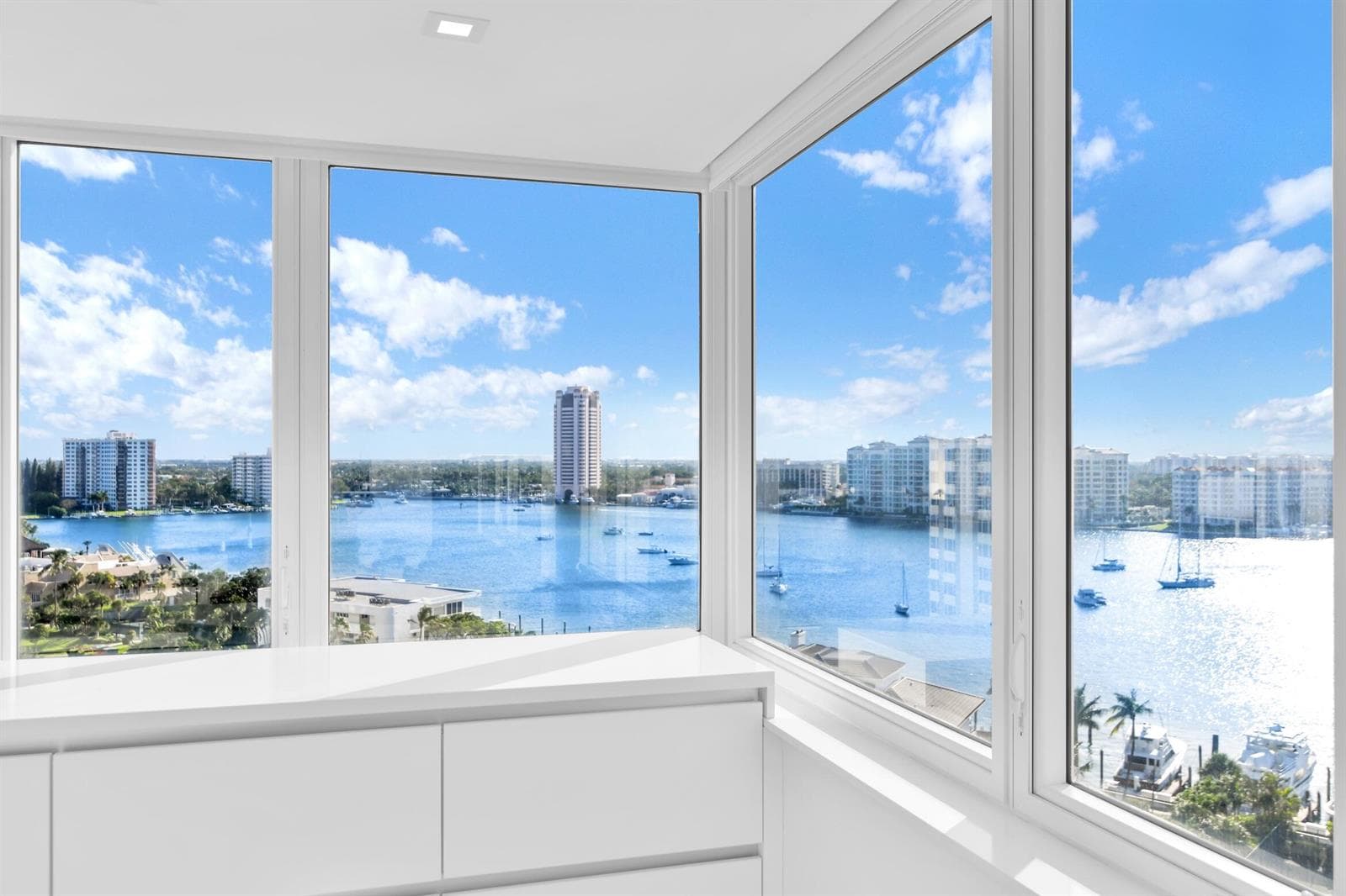 500 S Ocean Boulevard 1207 photo 2