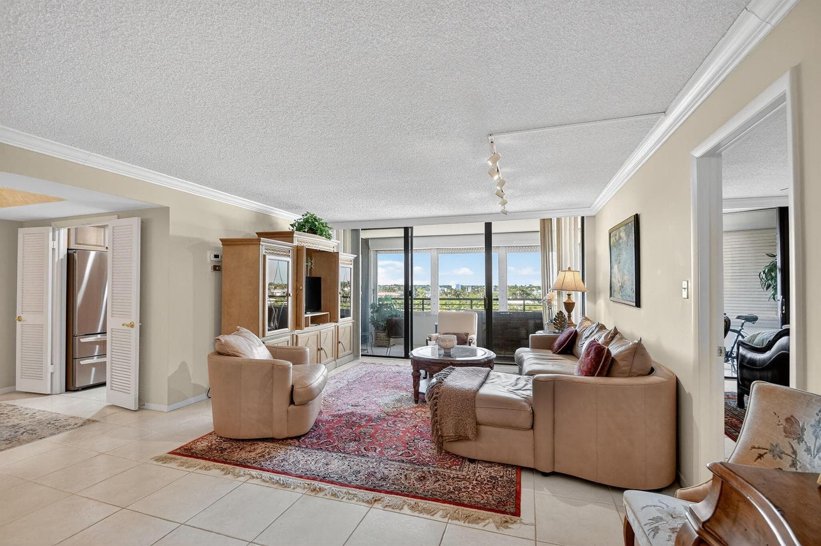 3589 S Ocean Boulevard 608 photo 7