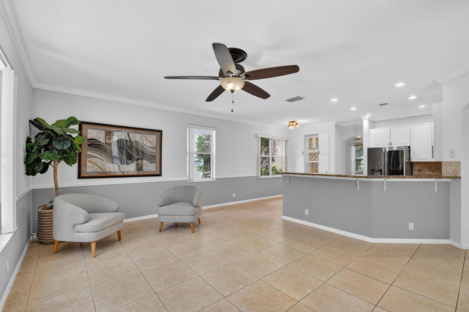 6283 Shadow Tree Lane photo 13