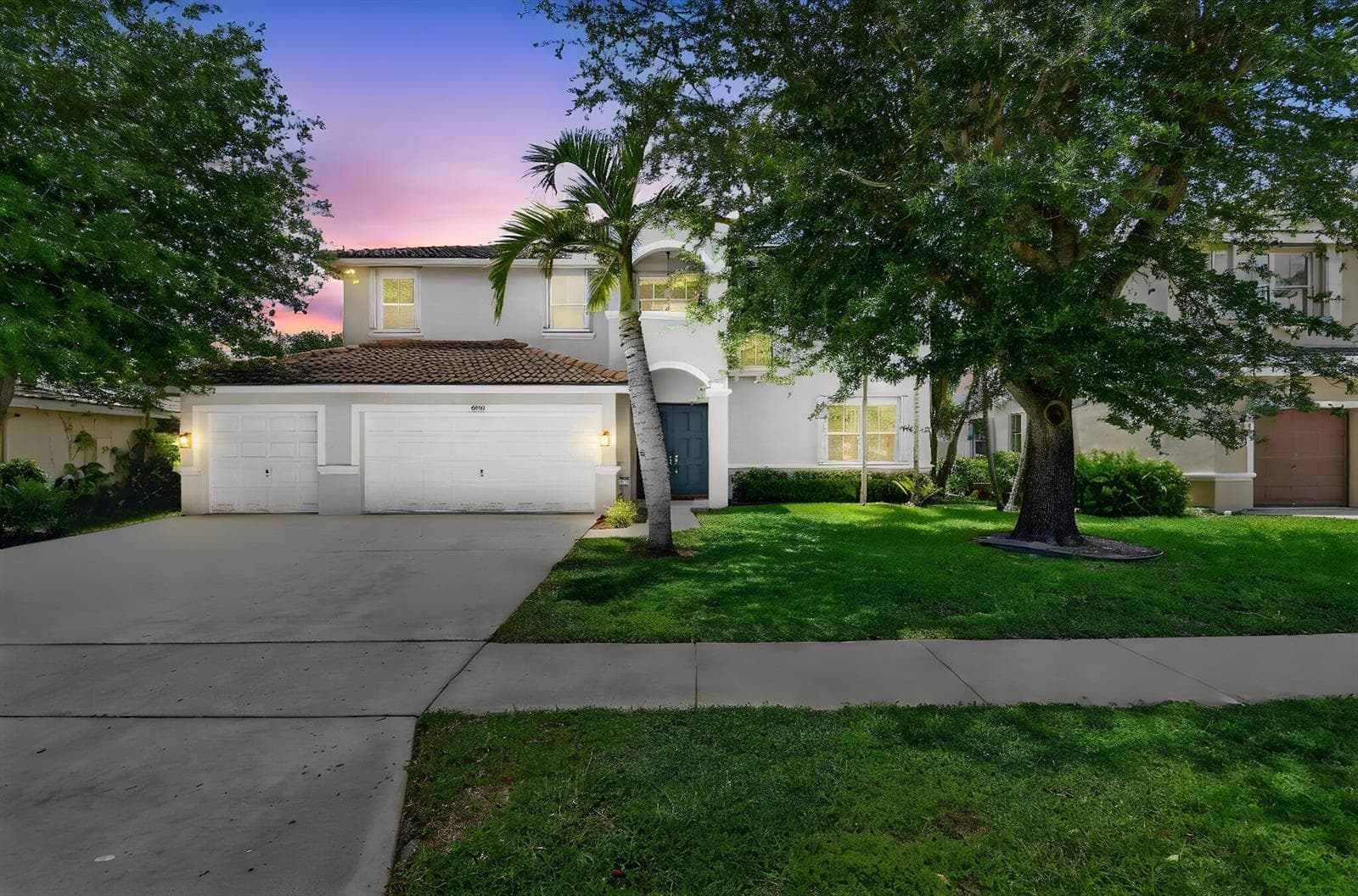 6283 Shadow Tree Lane photo 5