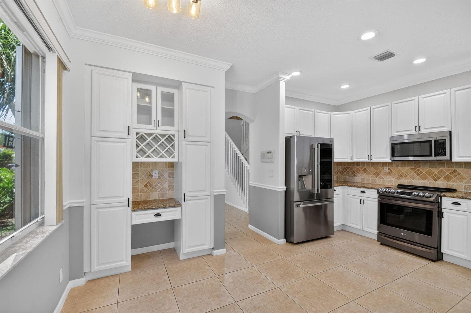 6283 Shadow Tree Lane photo 10