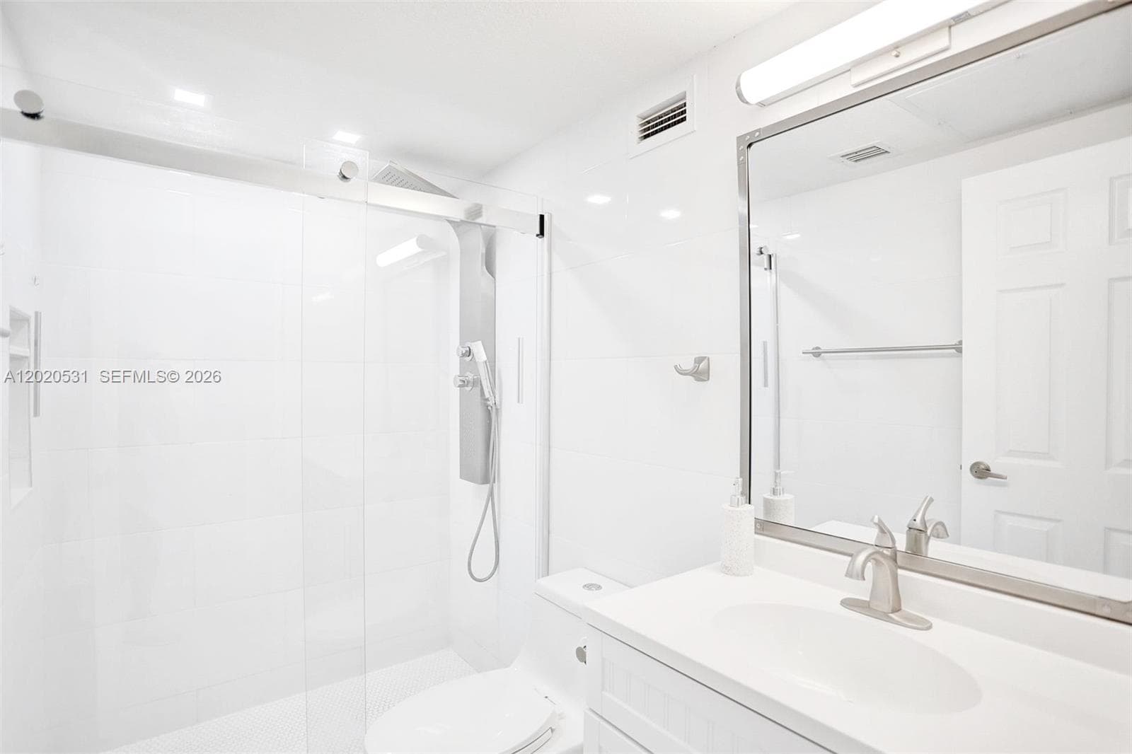 2501 Ocean Dr 339 (Available  June 15) photo 3