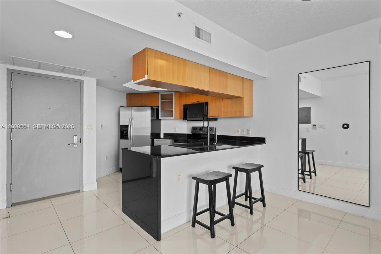 1750 Bayshore Dr 4901 photo 7