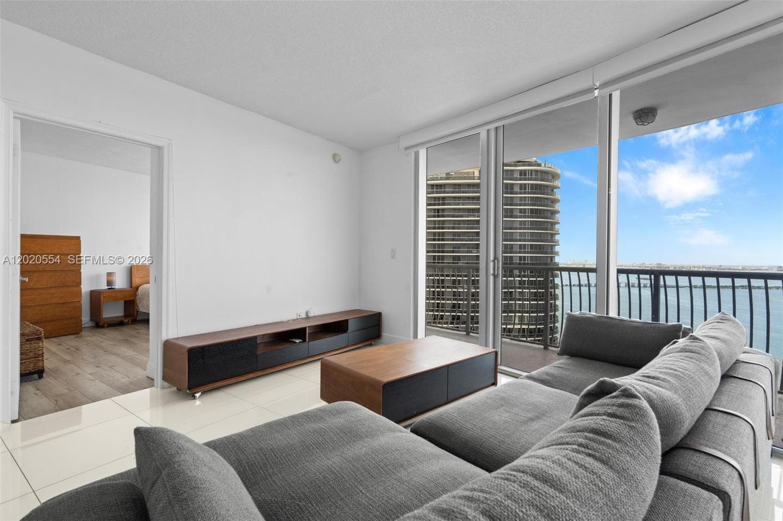 1750 Bayshore Dr 4901 photo 5