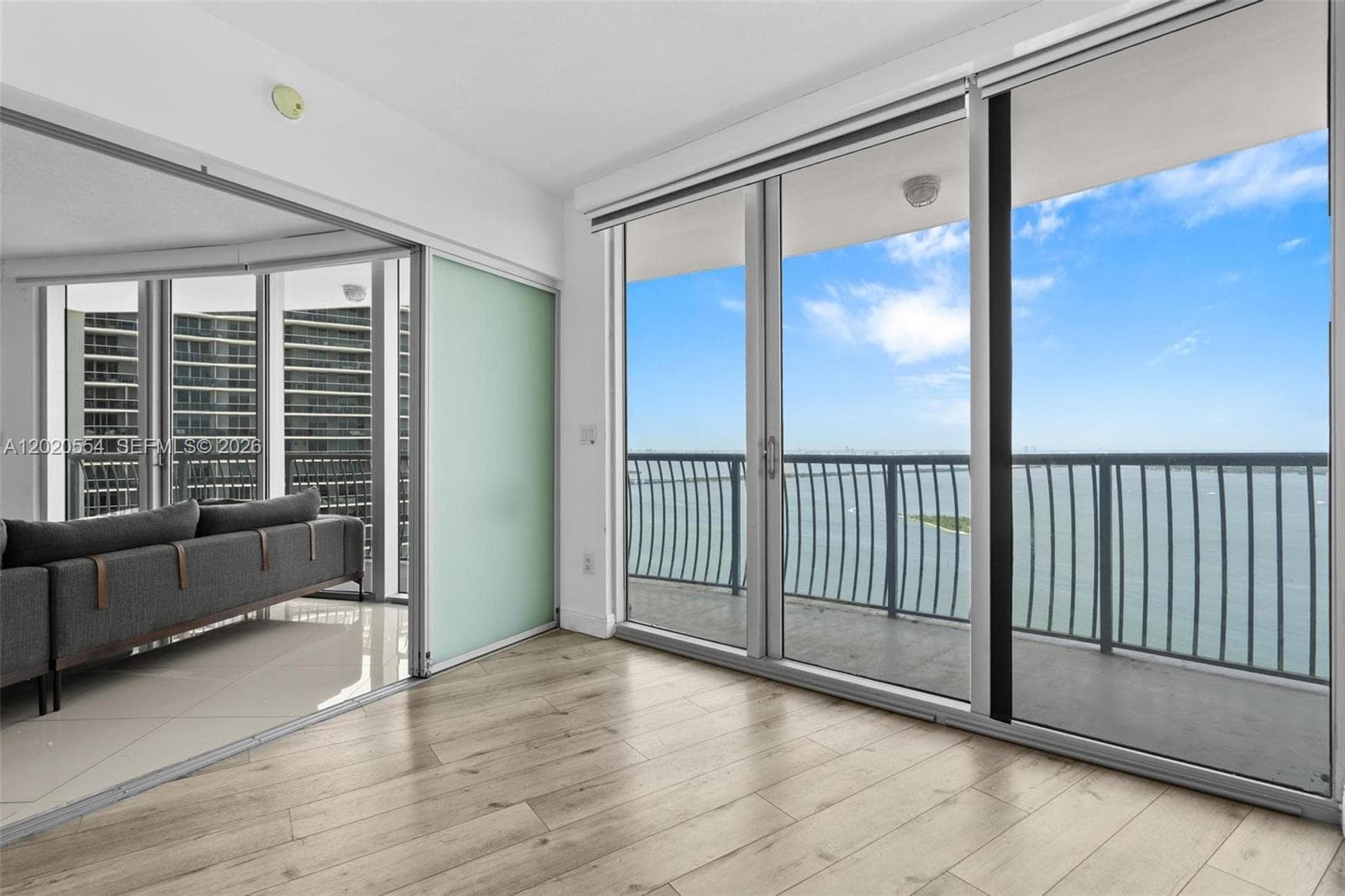 1750 Bayshore Dr 4901 photo 11