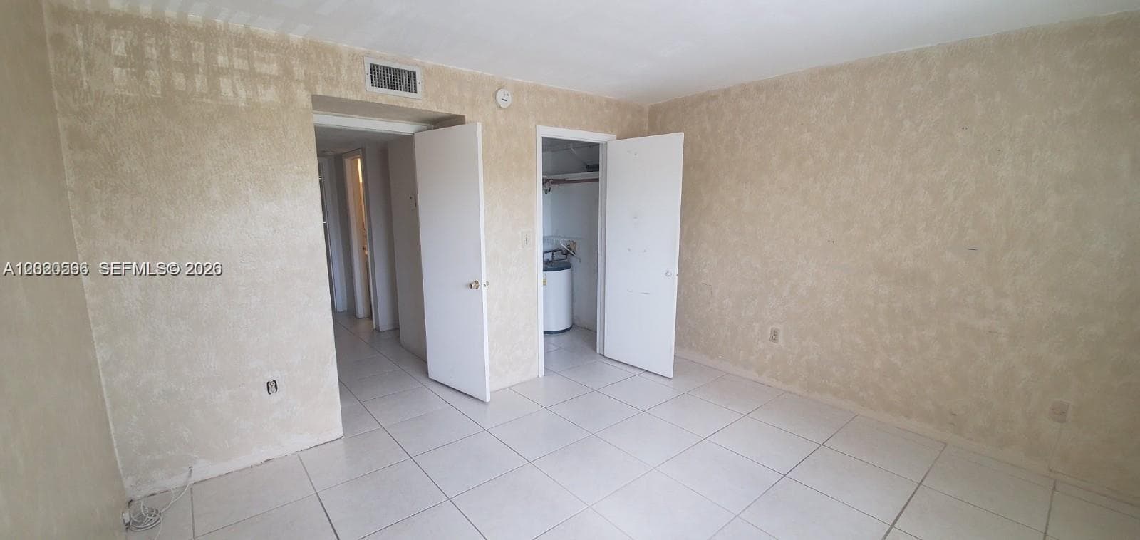 465 Swallow Dr 9 photo 3