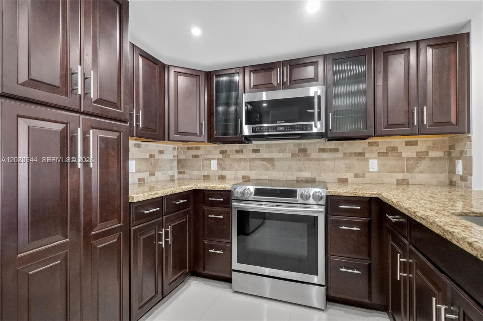 3550 169th St 407 photo 6