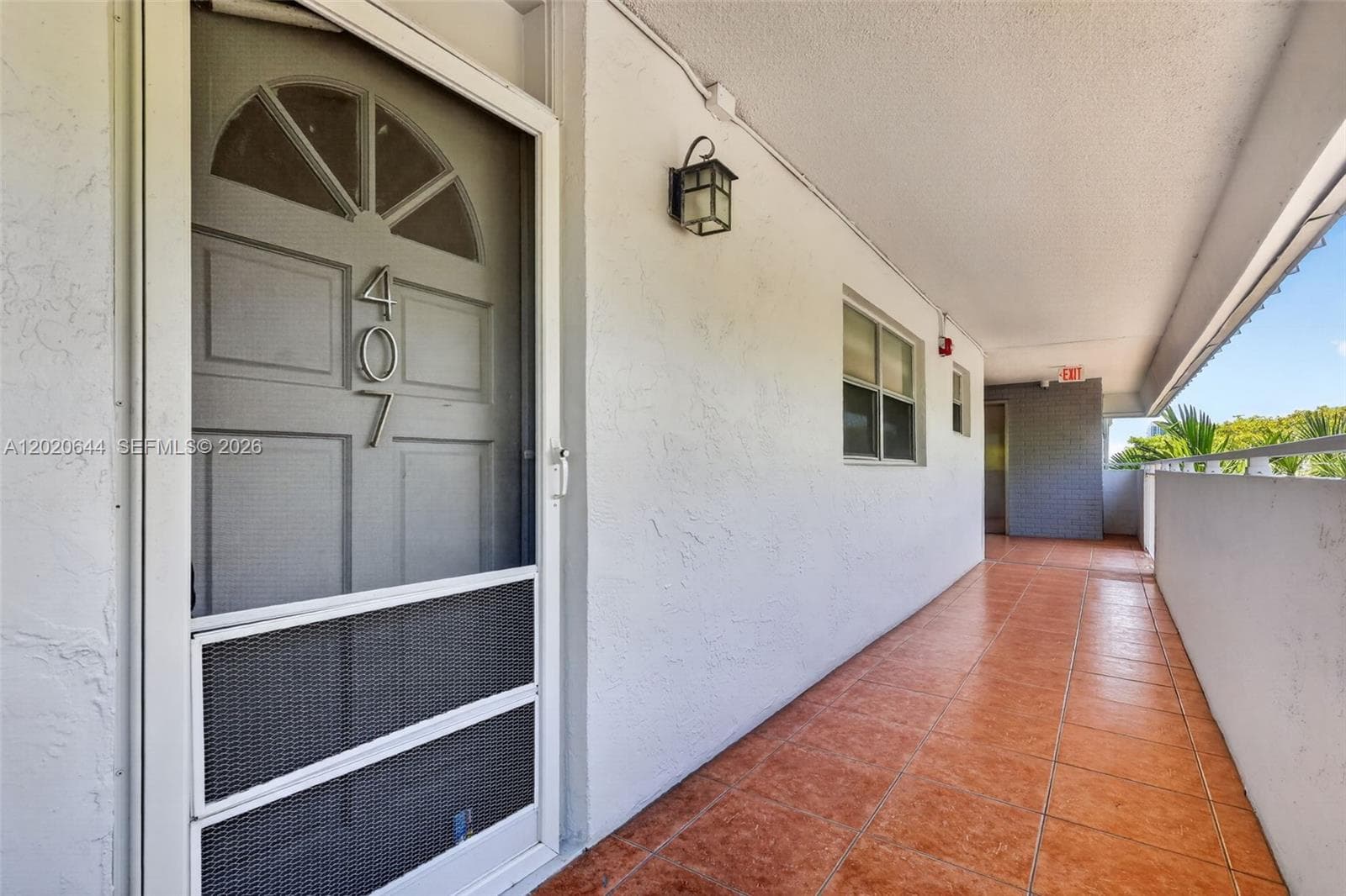 3550 169th St 407 photo 4