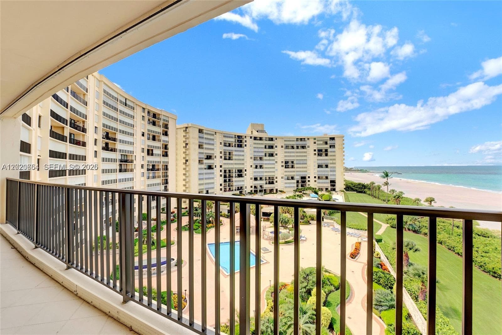 300 Ocean Trail Way 702 photo 23