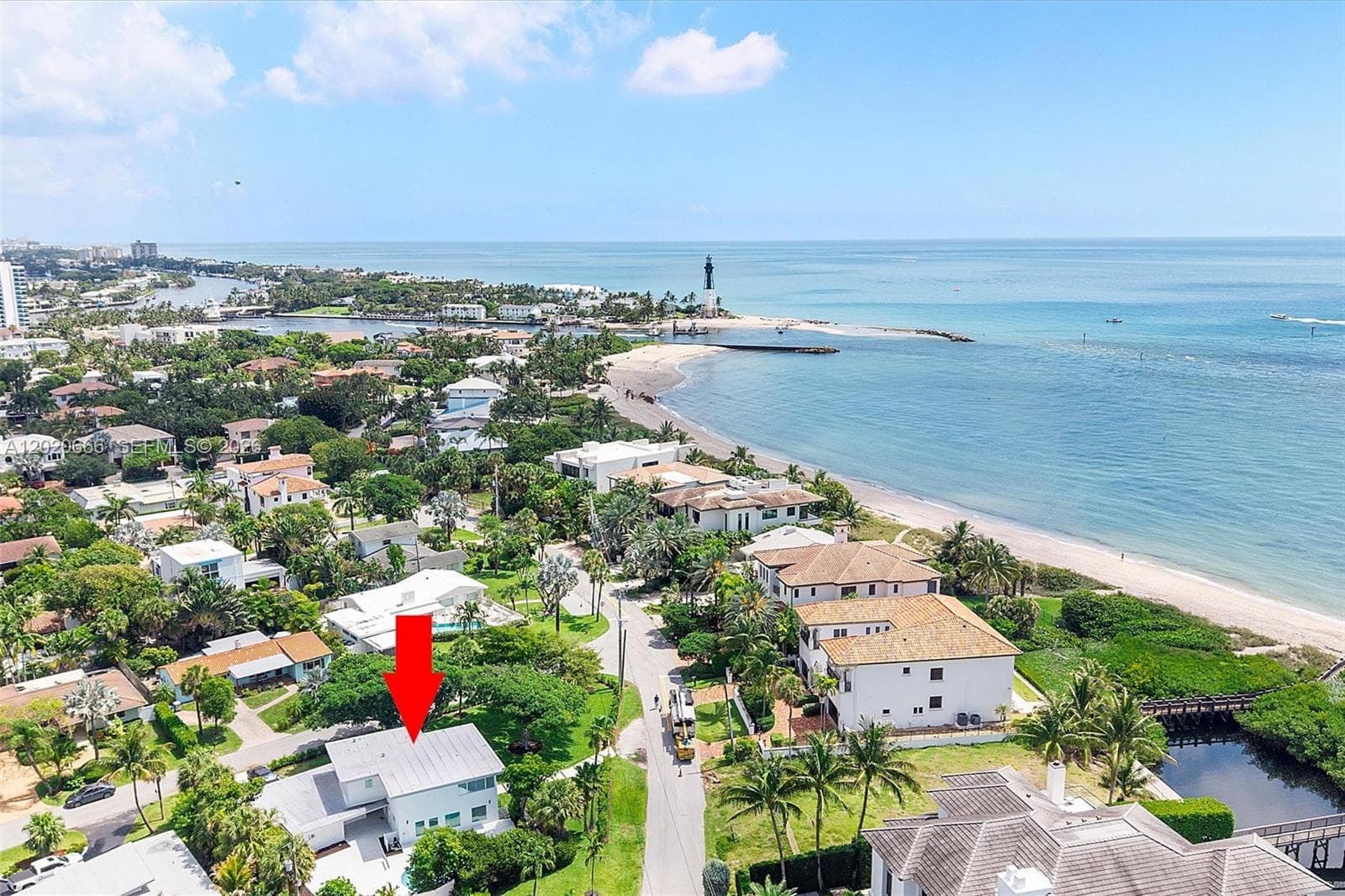 1903 Bay Dr photo 6