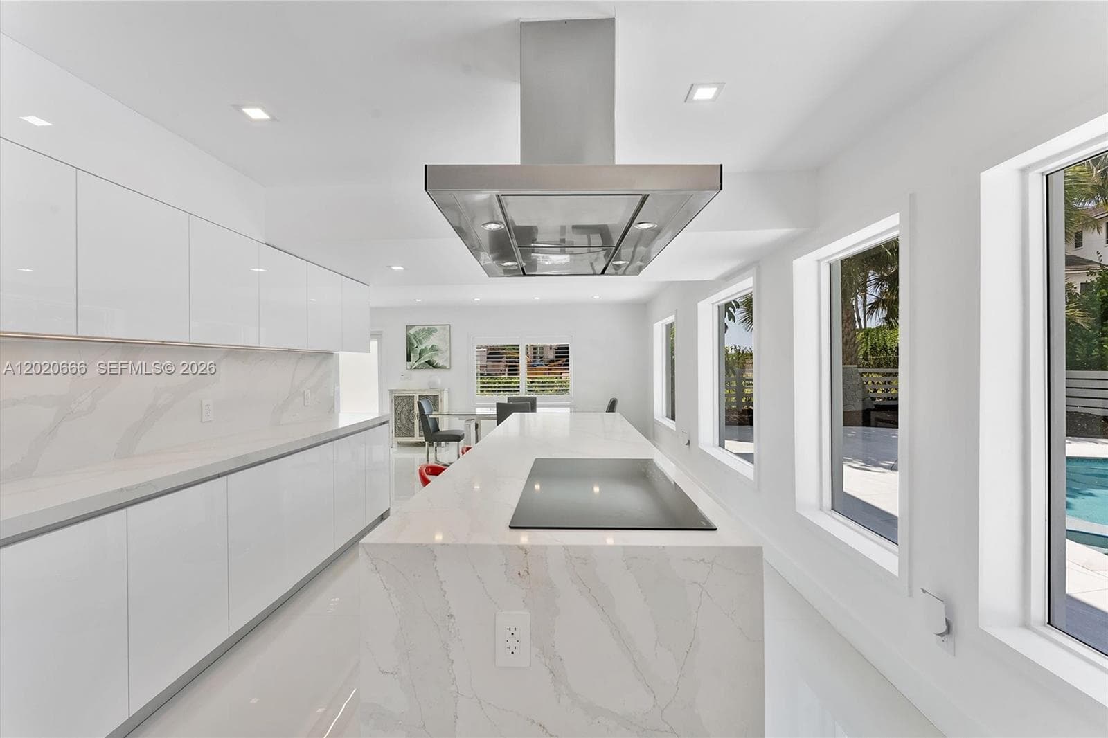 1903 Bay Dr photo 17