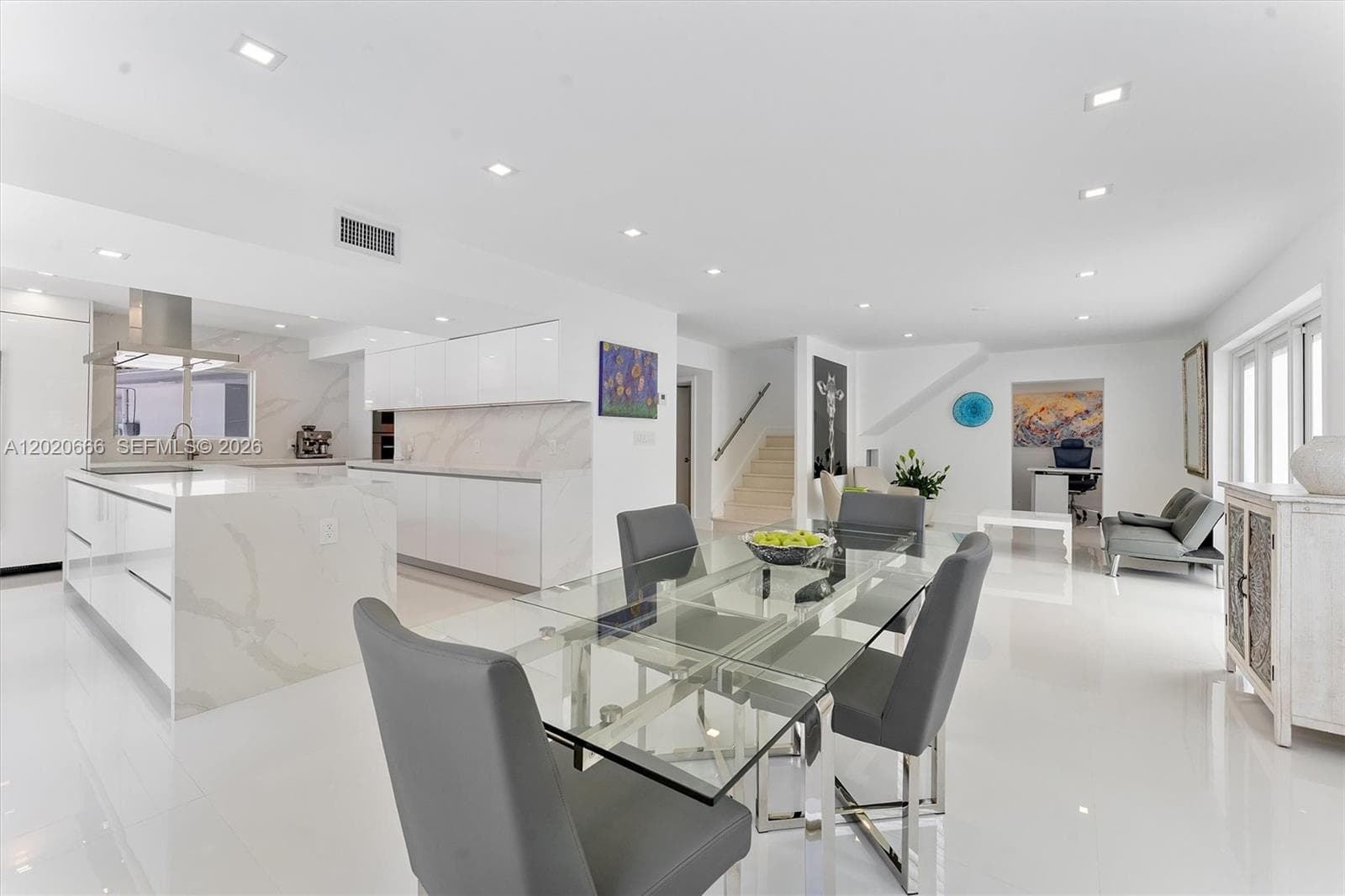 1903 Bay Dr photo 14