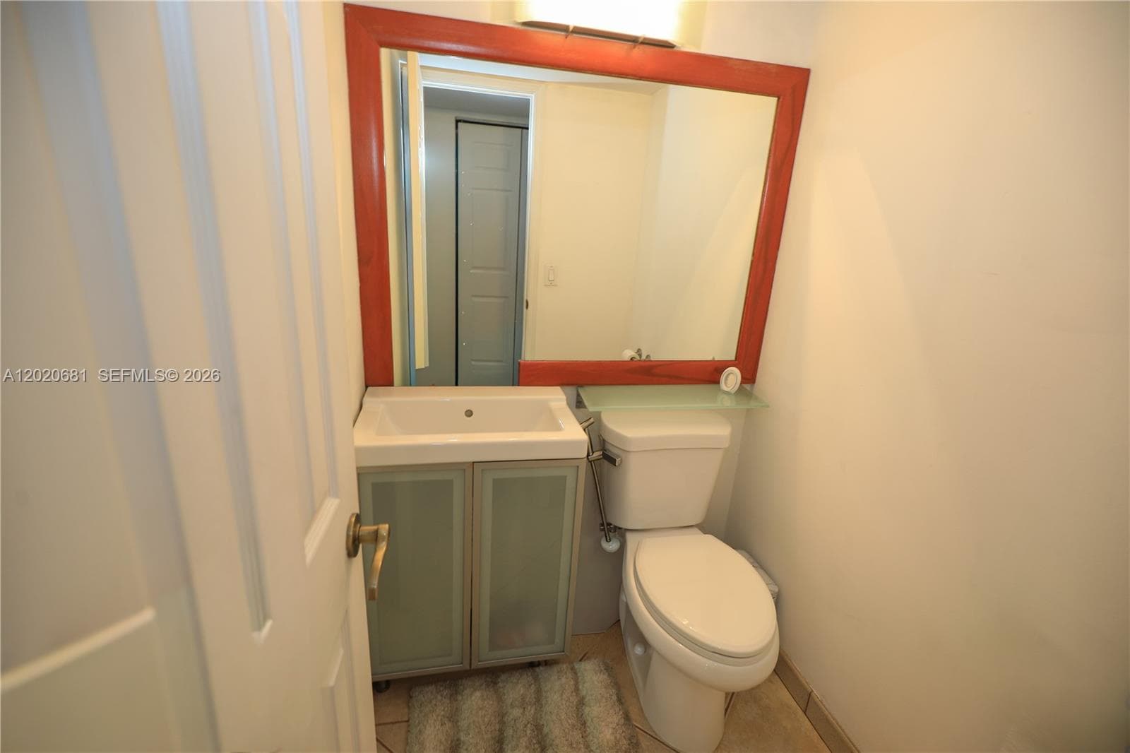 600 36th St 710 photo 12