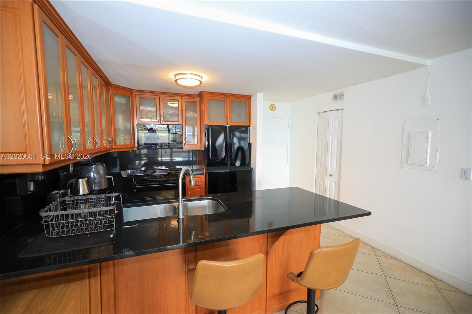 600 36th St 710 photo 11