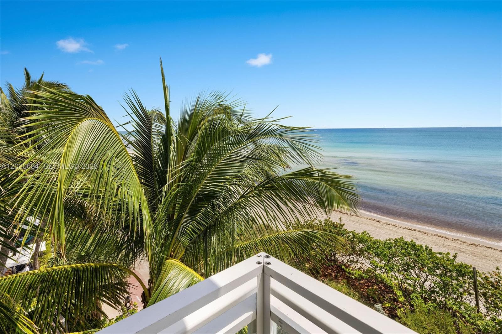 6801 Collins Ave 417 photo 22
