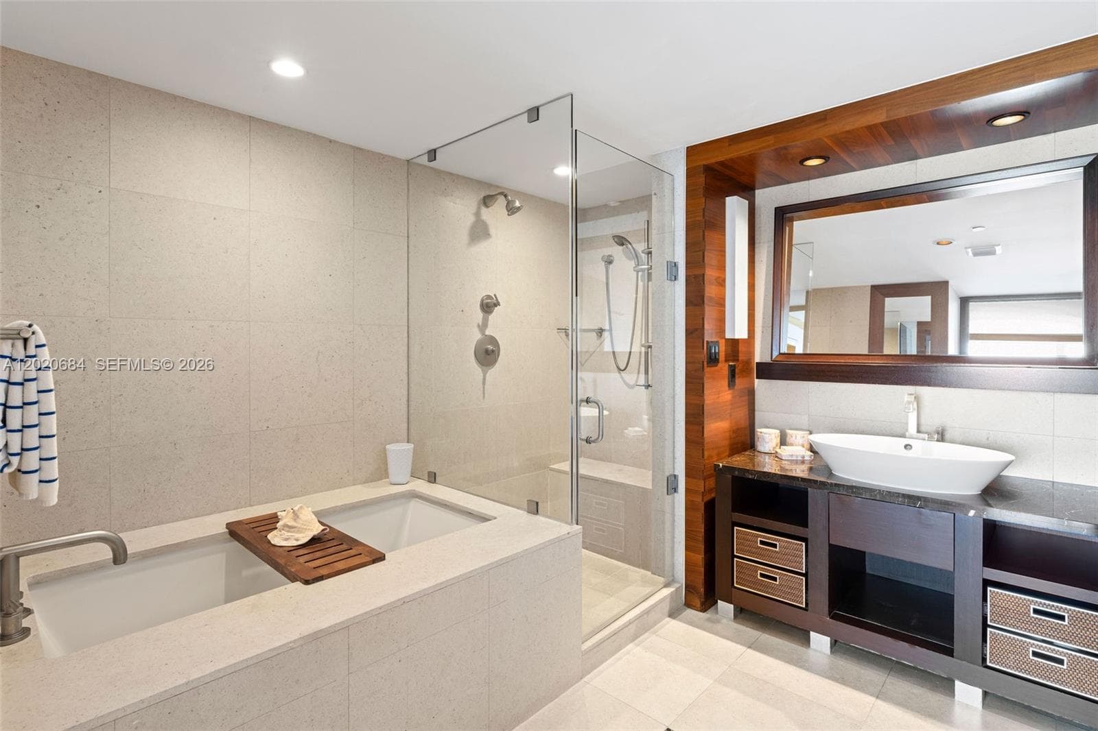 6801 Collins Ave 417 photo 15