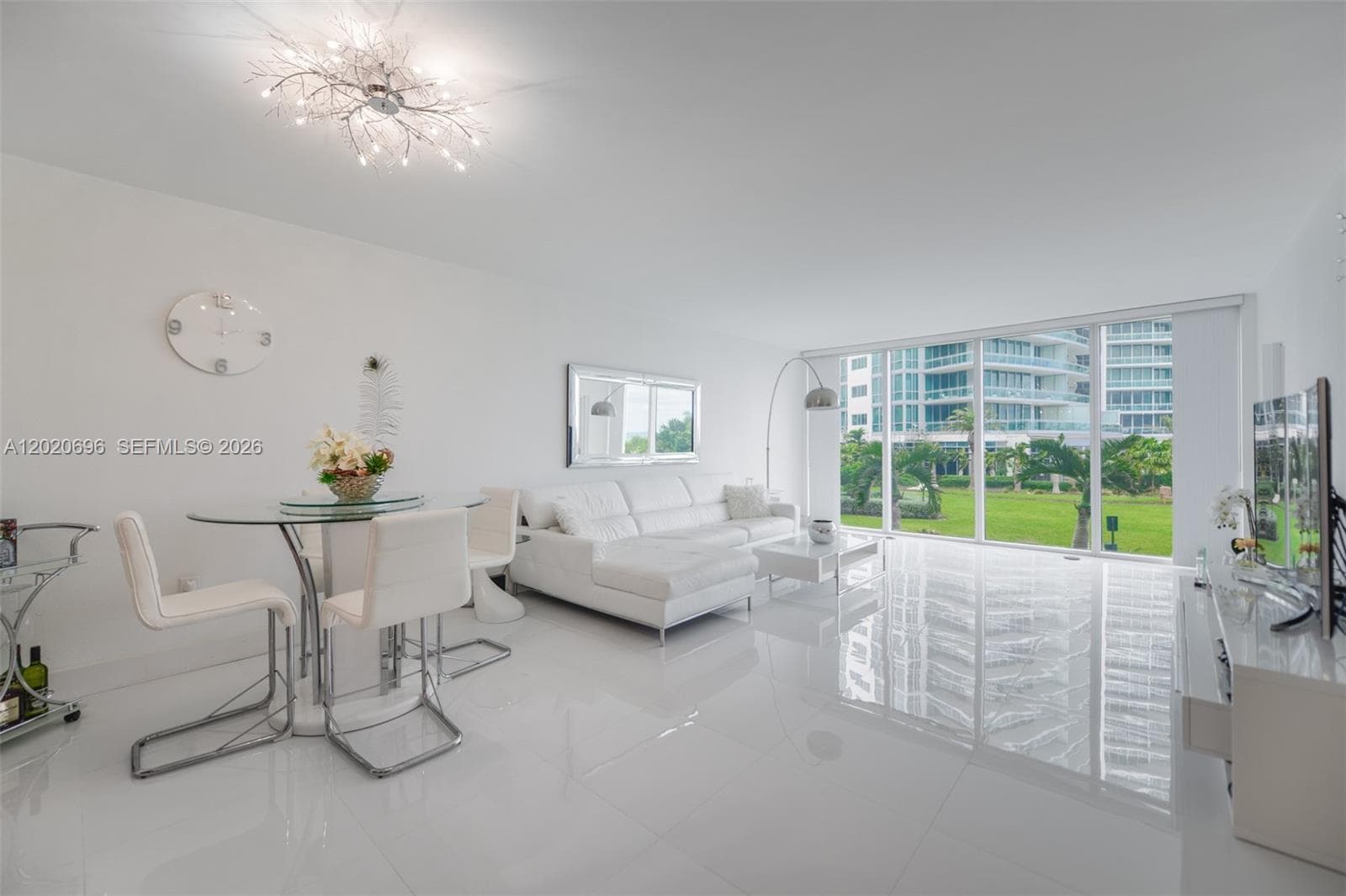 10275 Collins Ave 307 photo 3