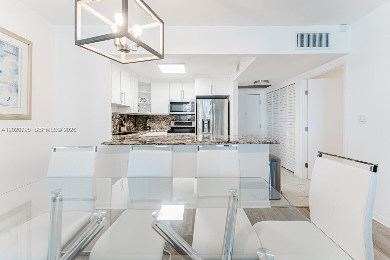 2301 Collins Ave 804 photo 8