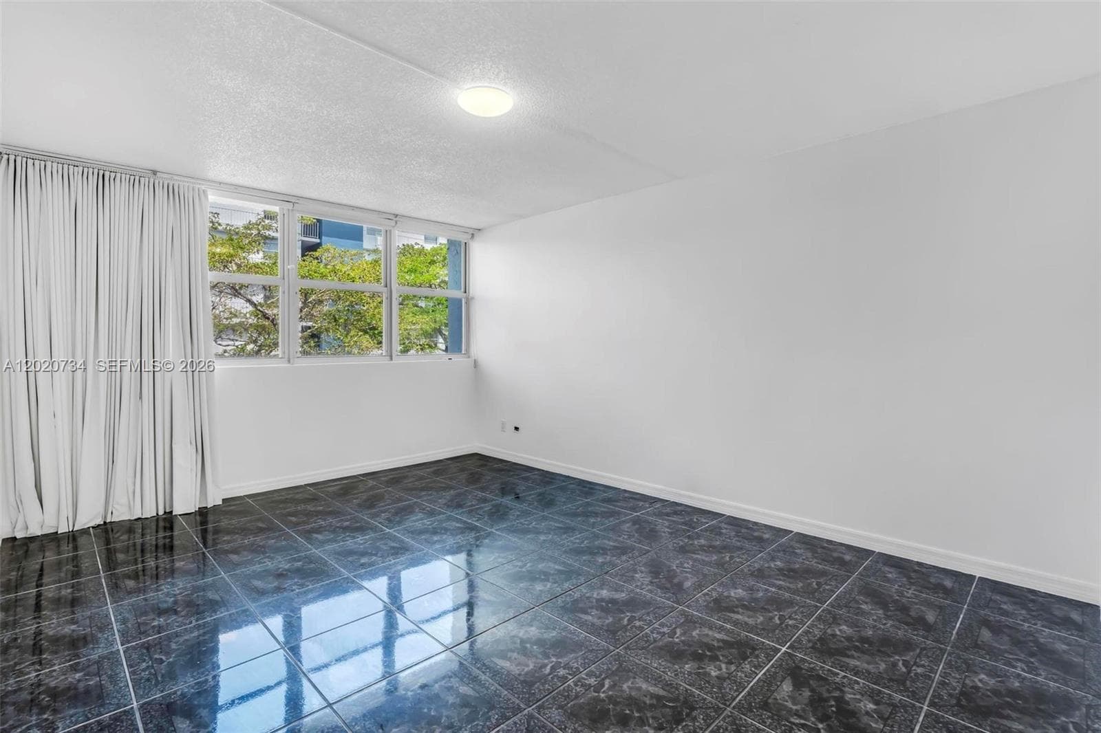 16558 26th Ave 3H photo 7