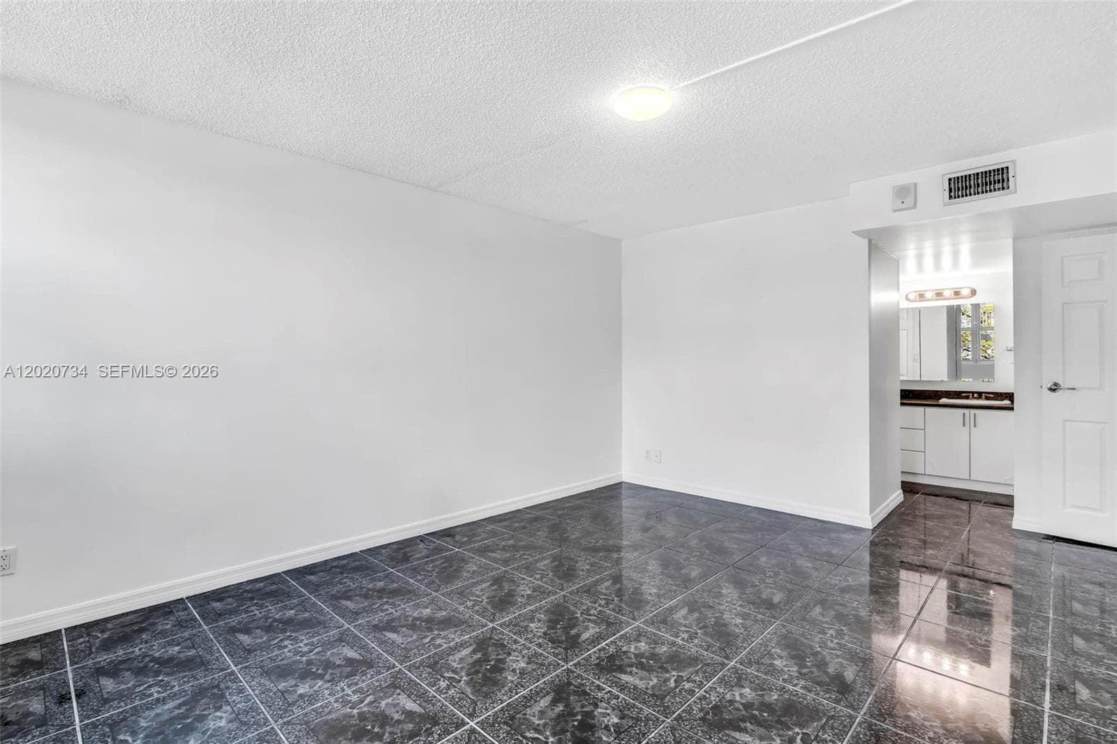 16558 26th Ave 3H photo 10