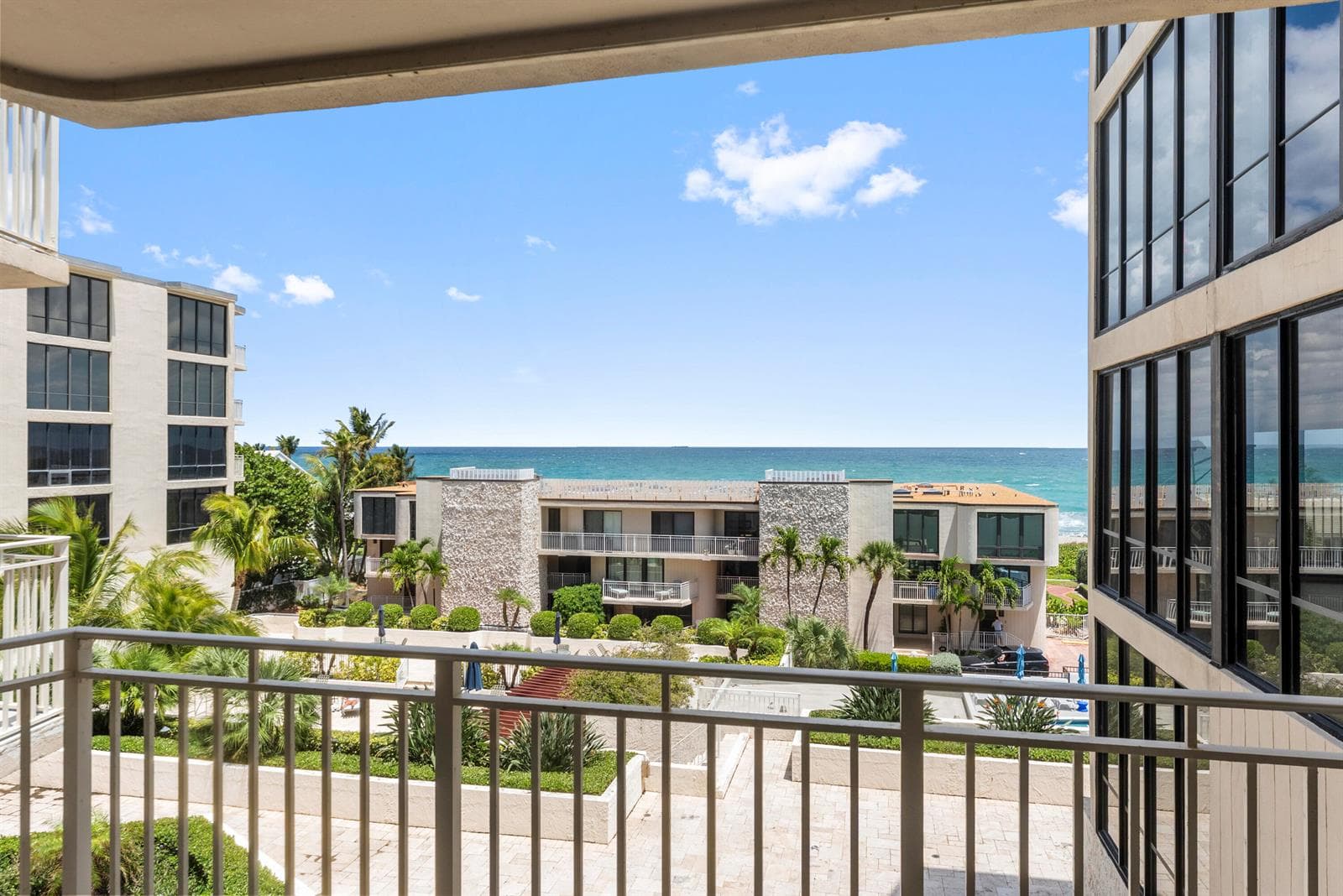 2155 S Ocean Boulevard 11 photo 9