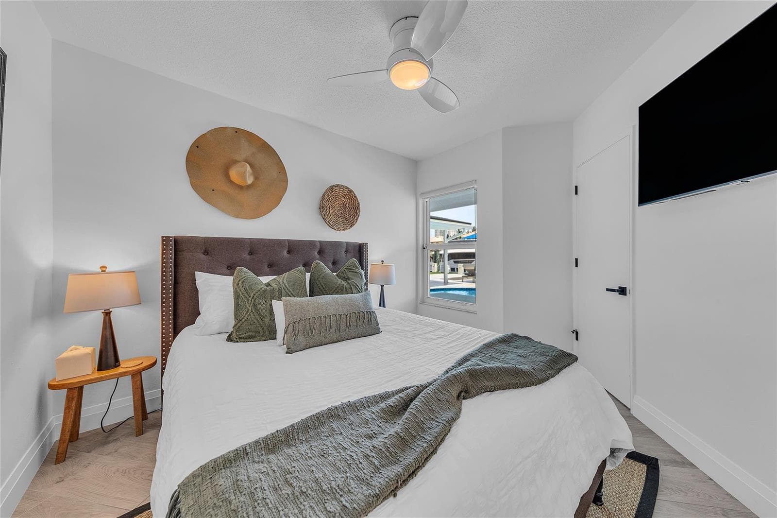 3108 NE 42nd Court photo 13