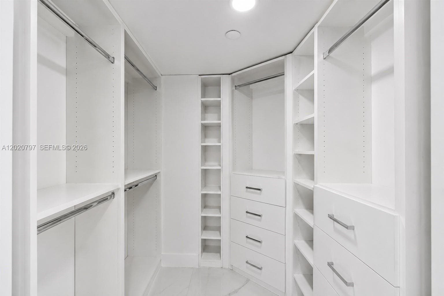 19101 36th Ct 402 photo 14