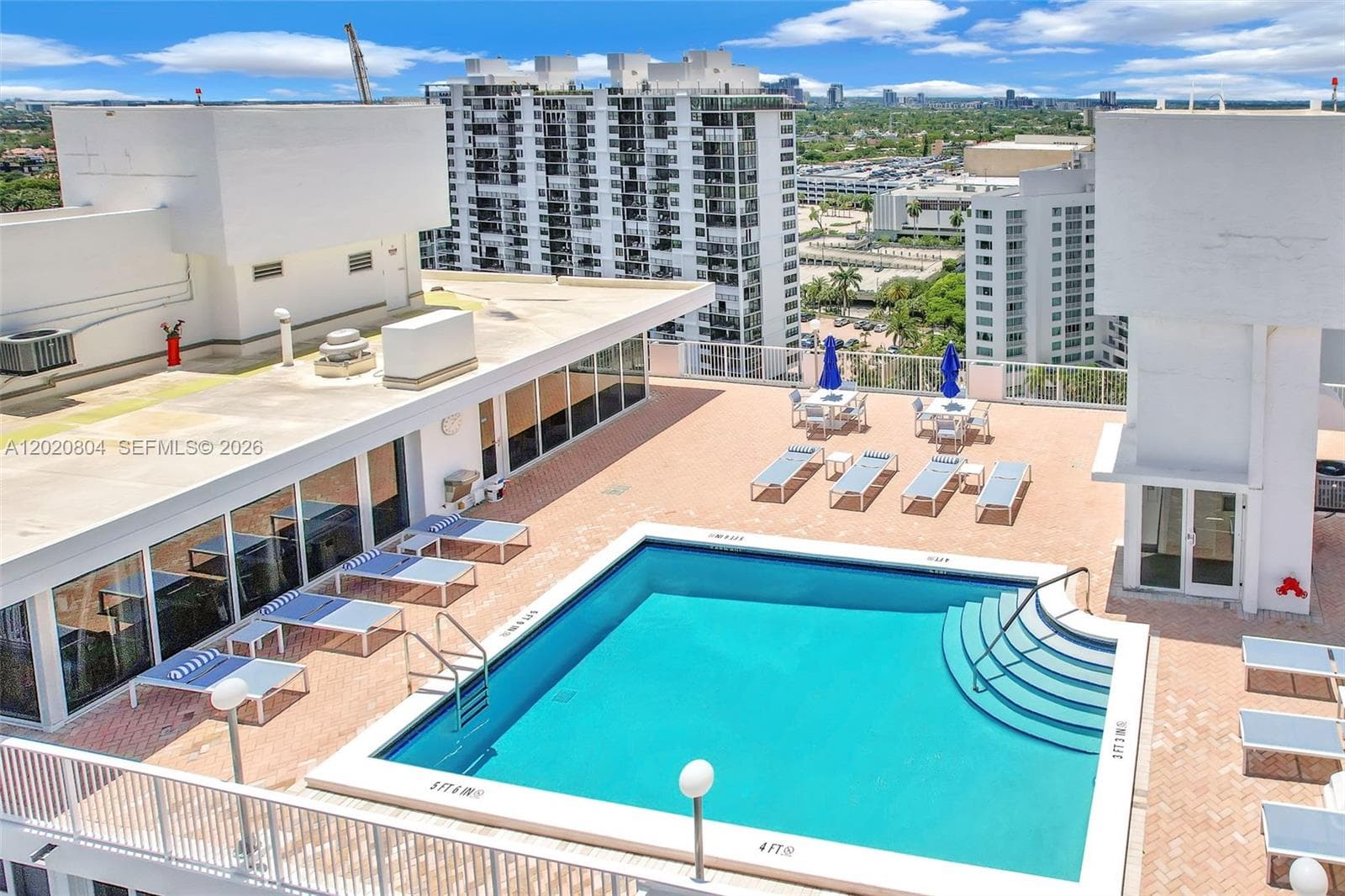 2800 Sunrise Blvd 17E photo 6