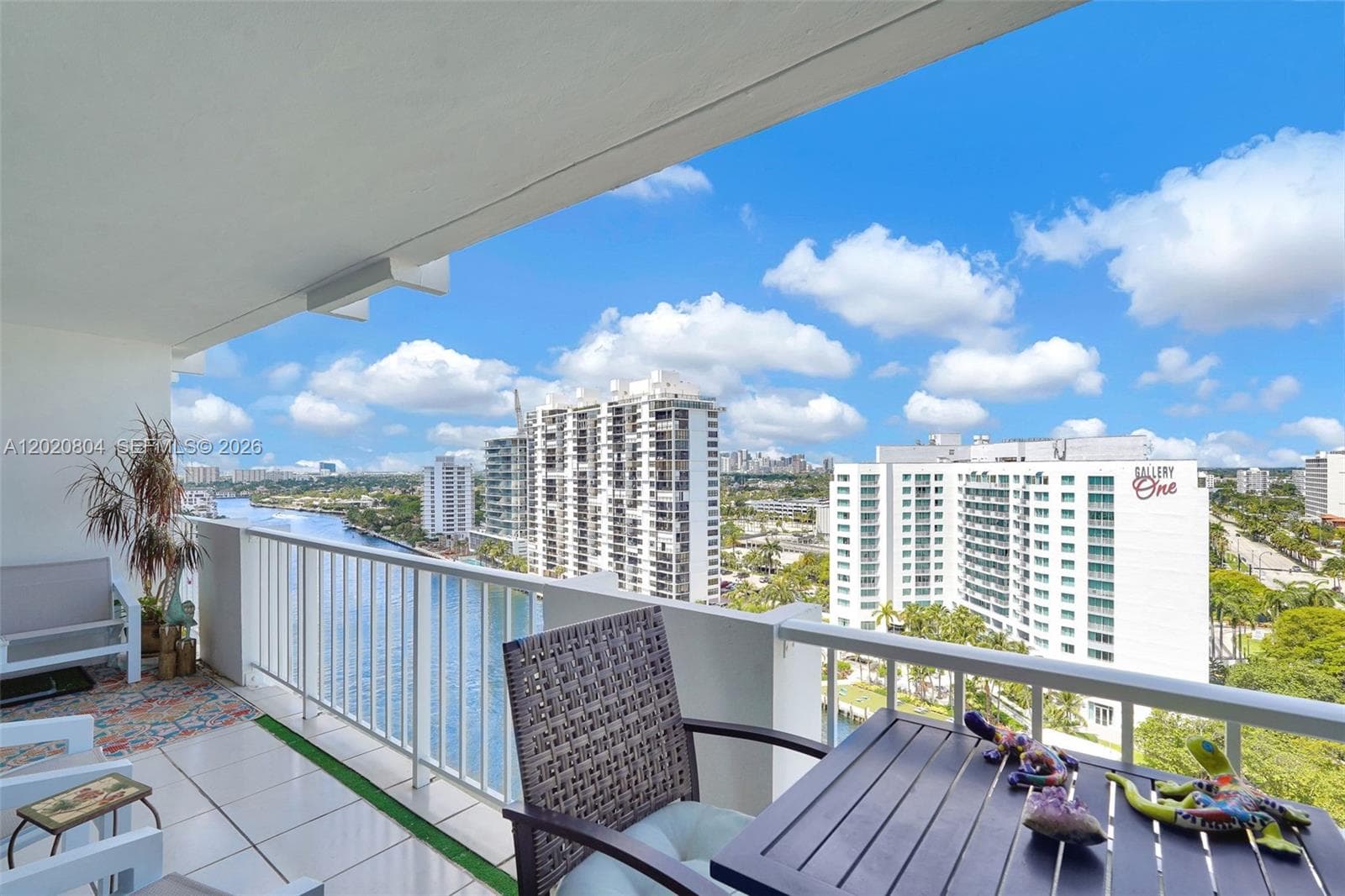 2800 Sunrise Blvd 17E photo 16