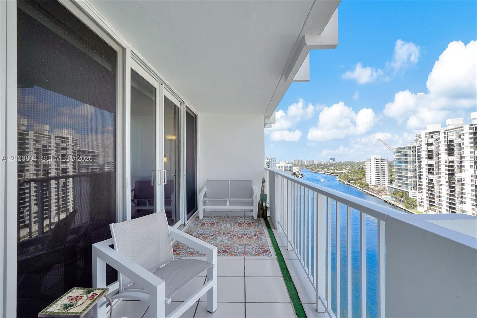 2800 E Sunrise Blvd 17E photo 14