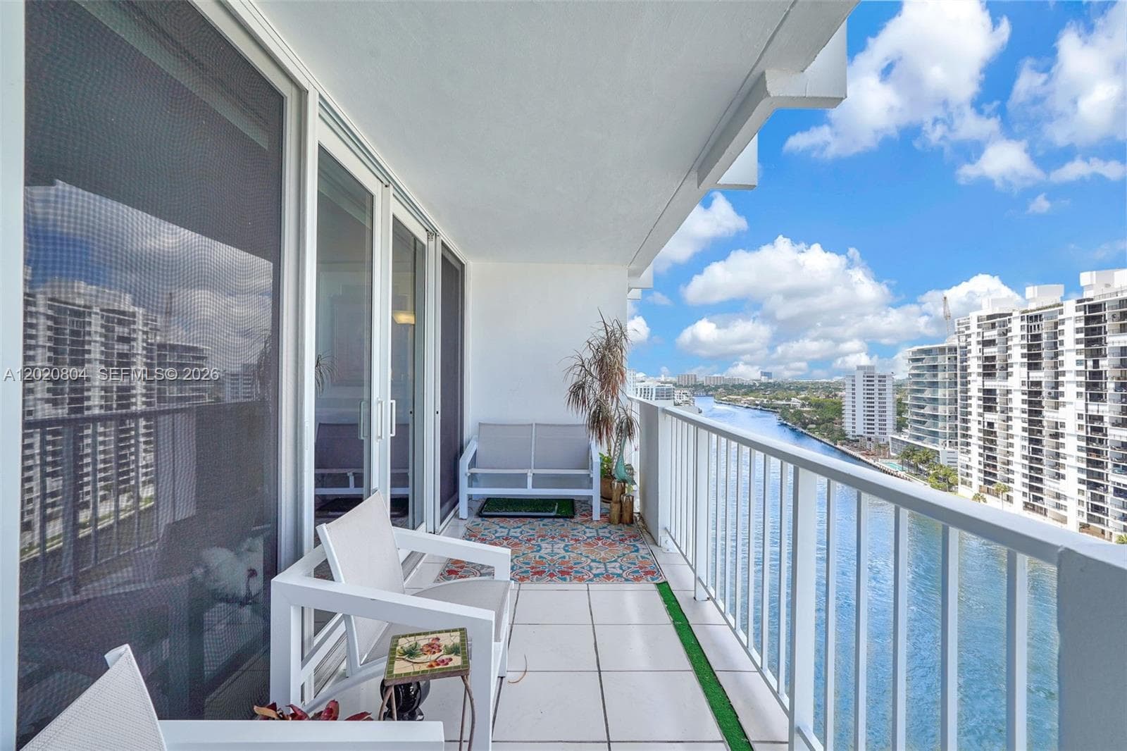 2800 Sunrise Blvd 17E photo 15
