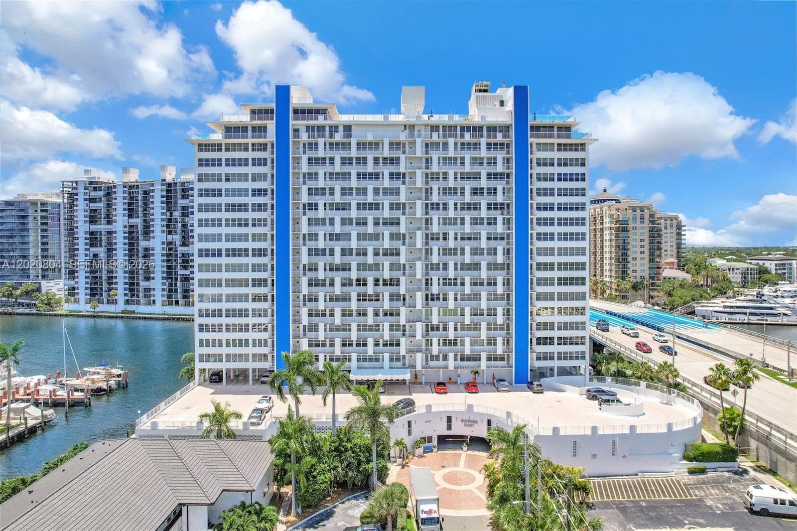 2800 Sunrise Blvd 17E photo 4