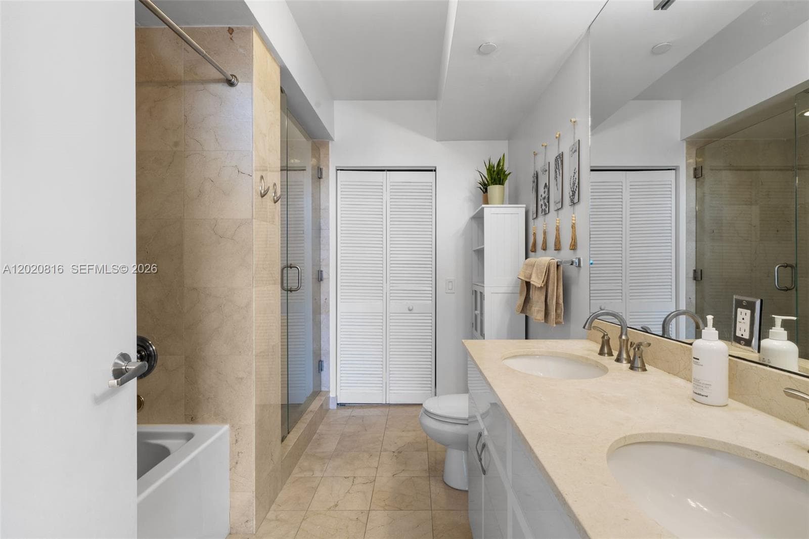 6365 Collins Ave 1909 photo 18