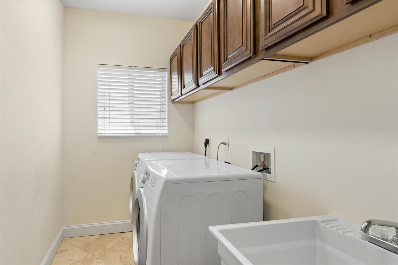 3219 Karen Drive photo 17