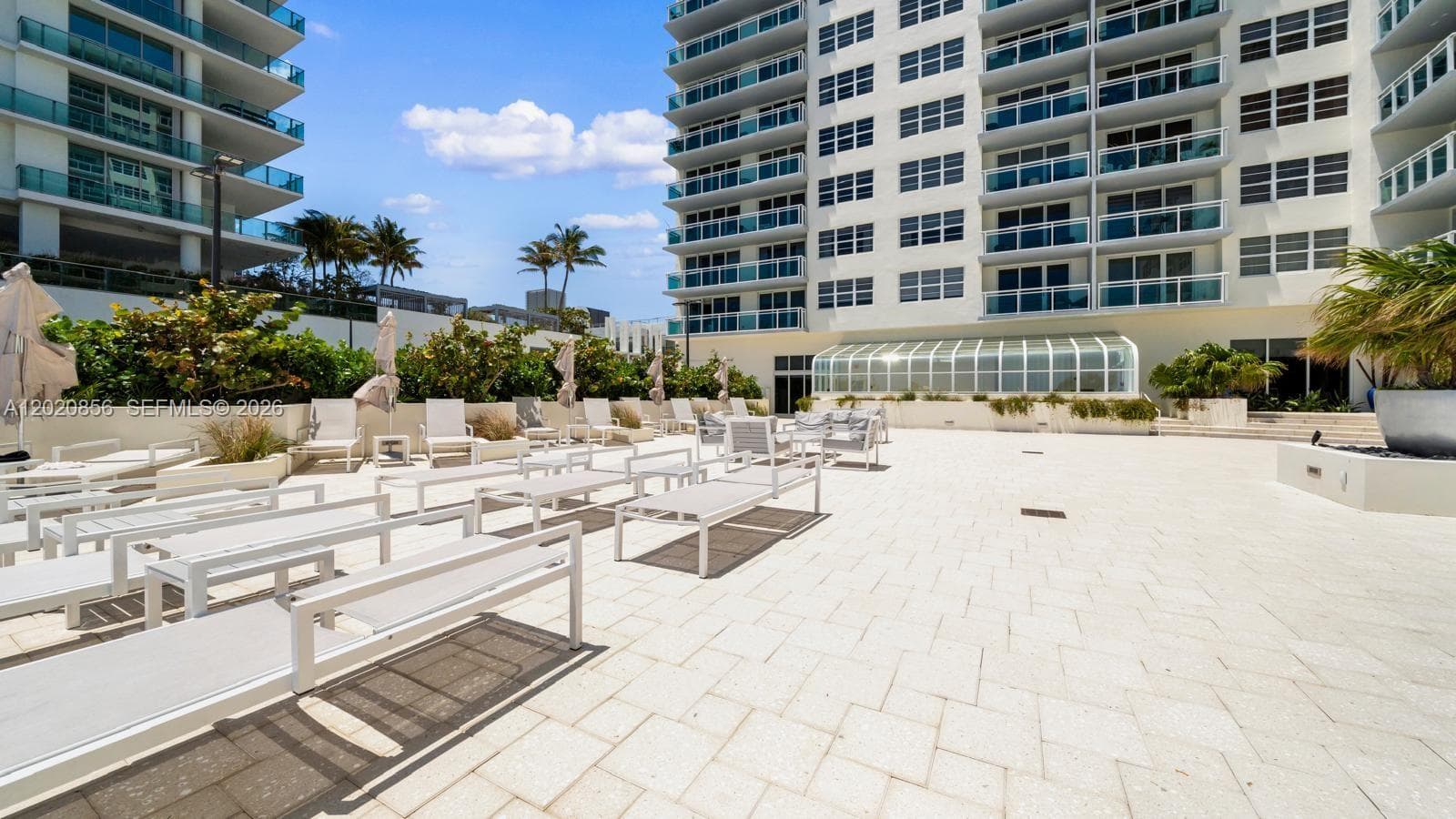 6917 Collins Ave L-107 photo 4