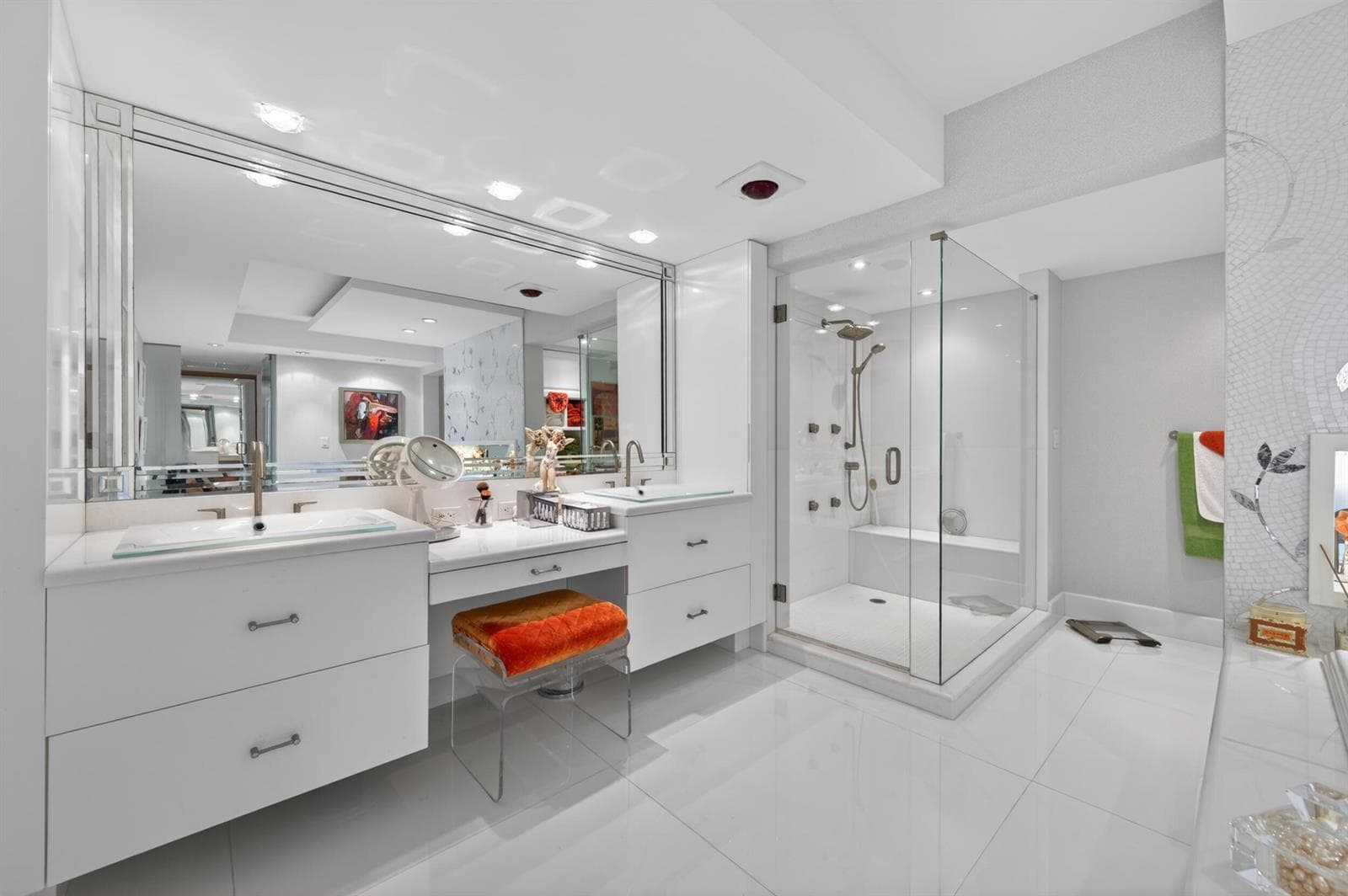 10155 Collins Avenue 1401 photo 24