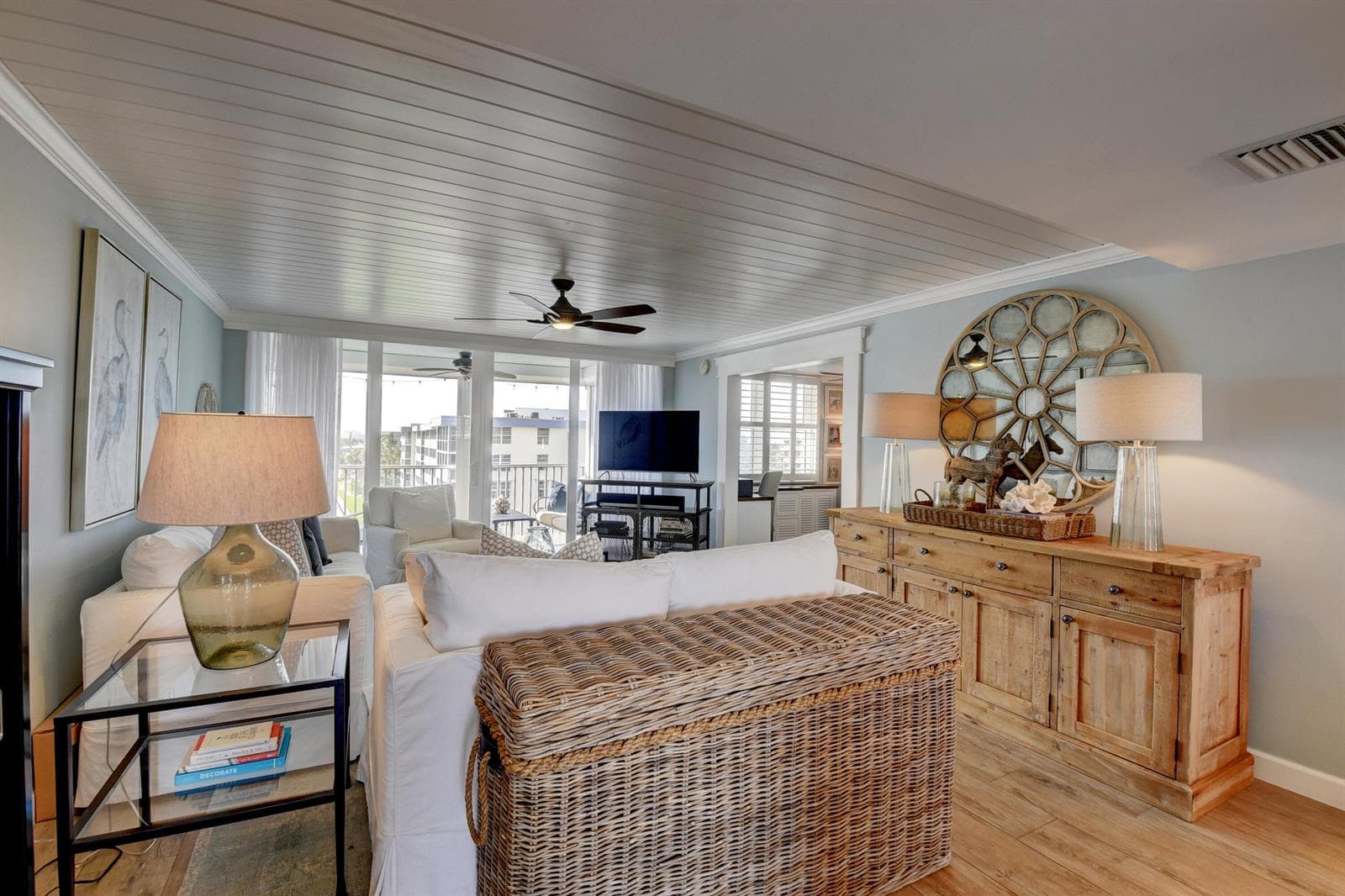1 Harbourside Drive 3702 photo 9