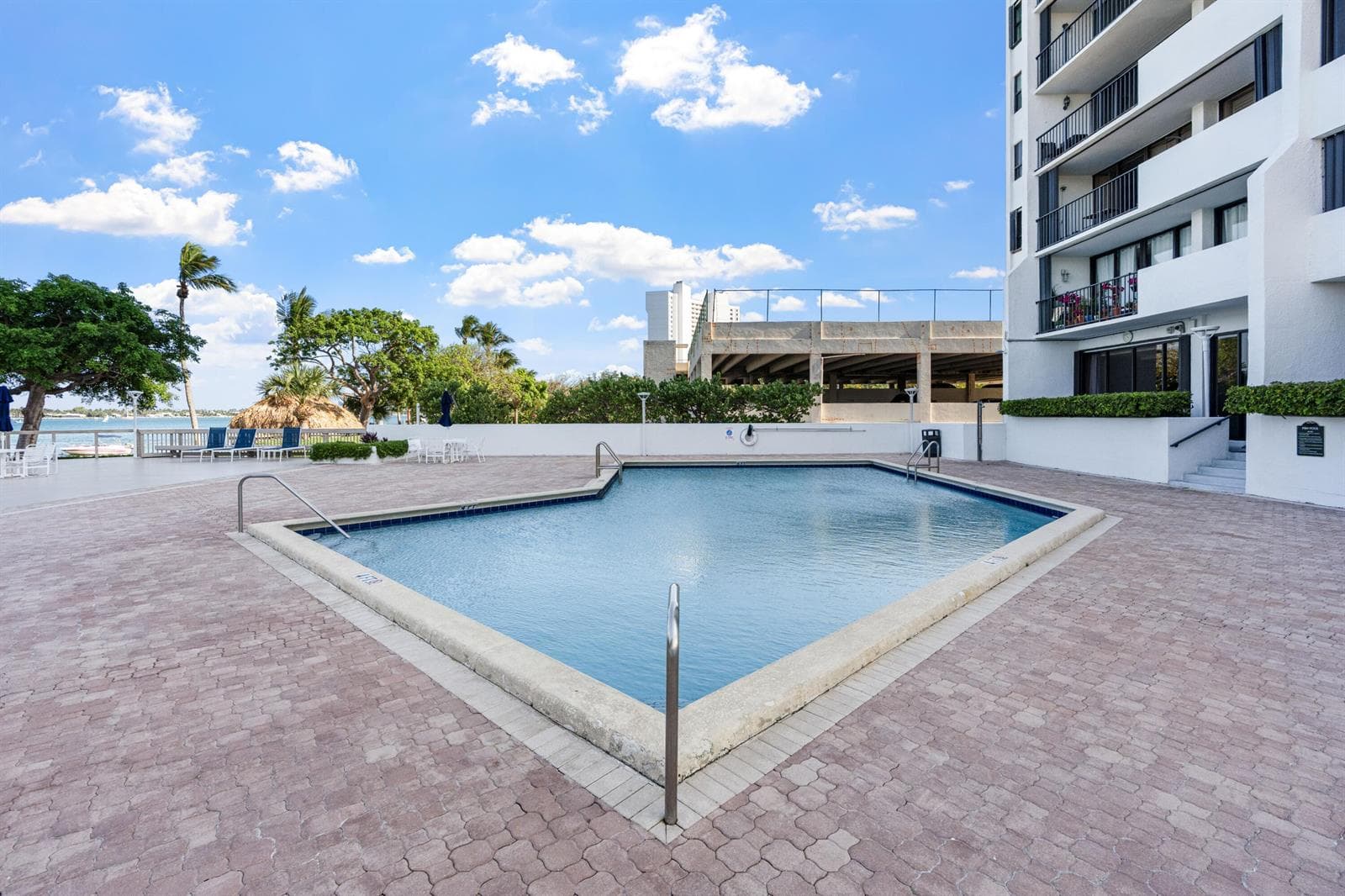 5600 N Flagler Drive 905 photo 18