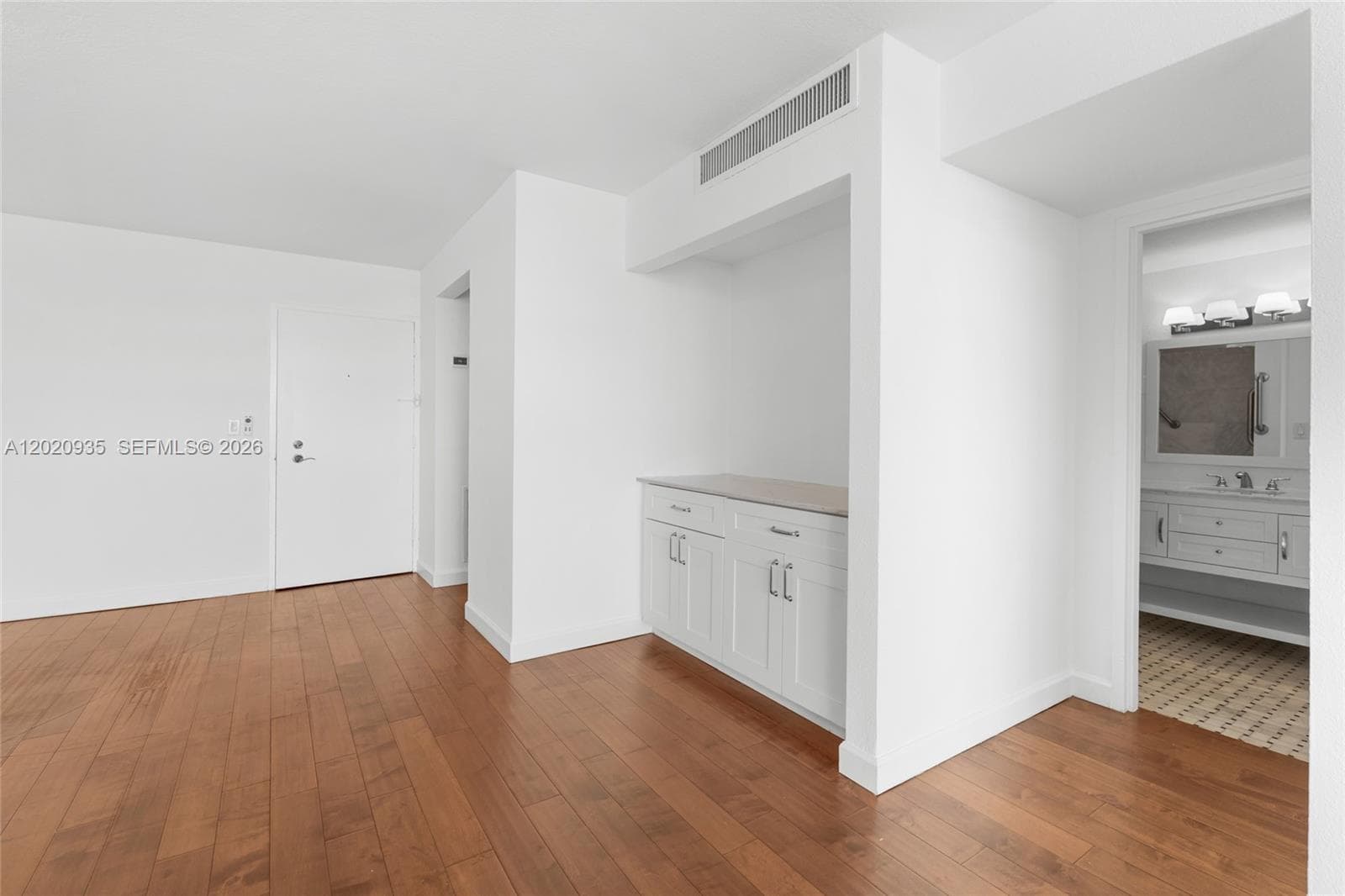 800 West Ave 527 photo 13