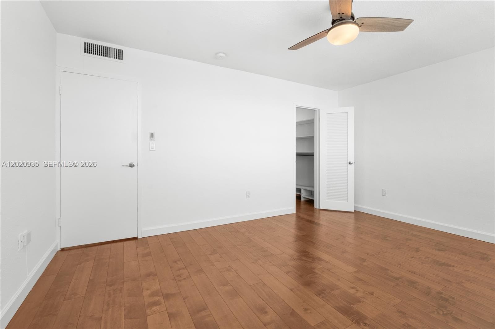 800 West Ave 527 photo 16