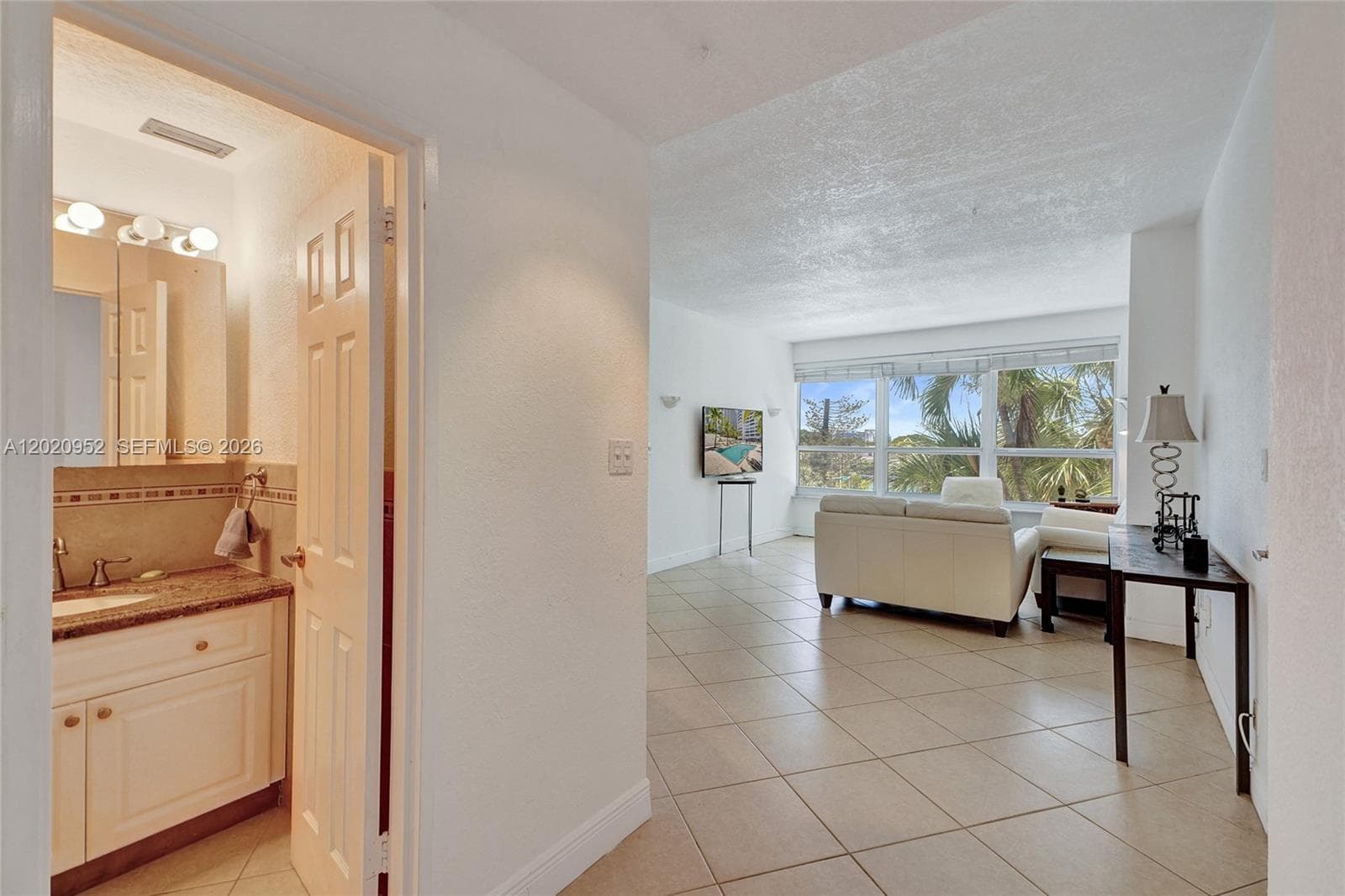 4925 Collins Ave 3H photo 5