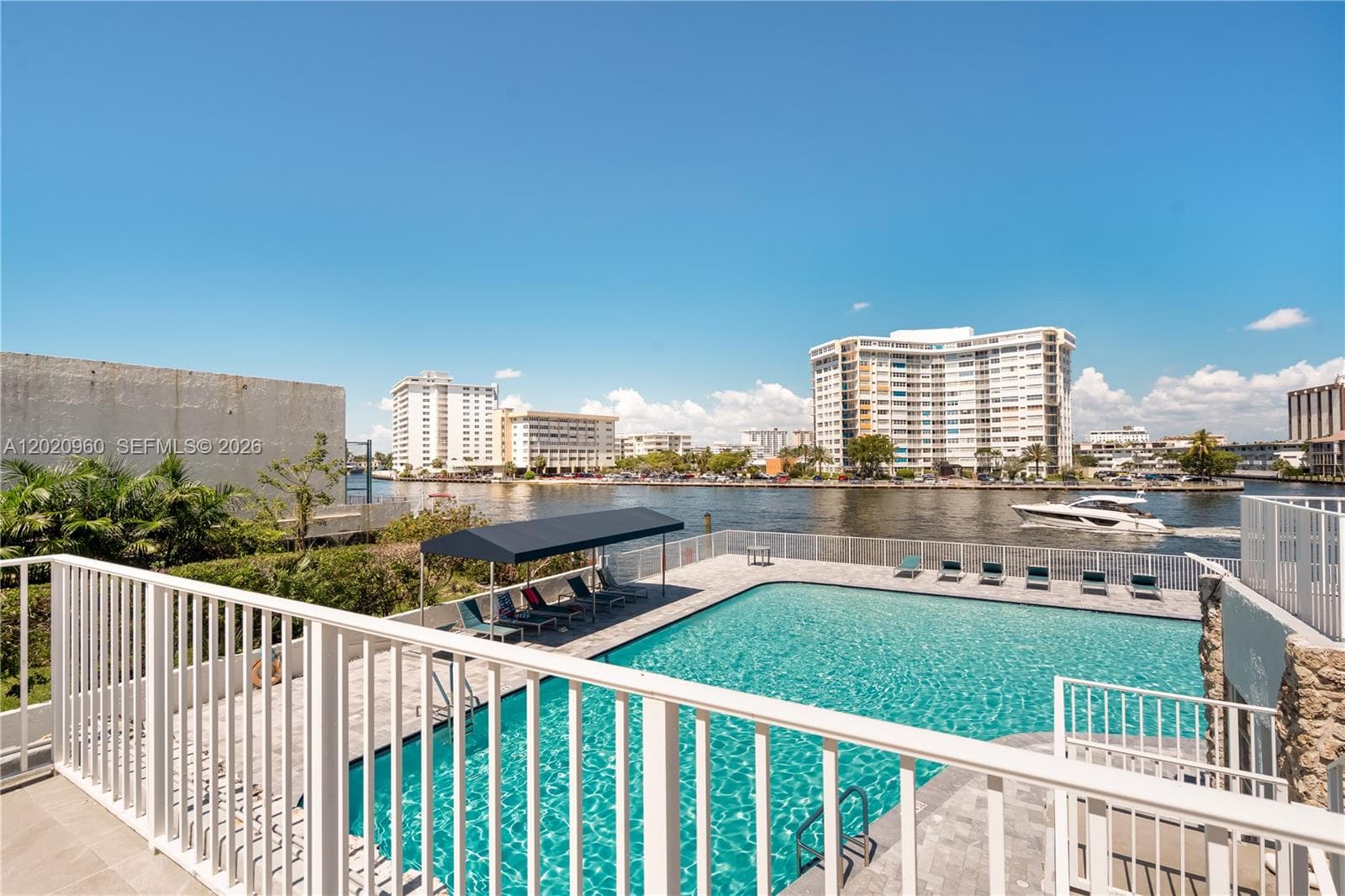 1849 Ocean Dr 305 photo 23